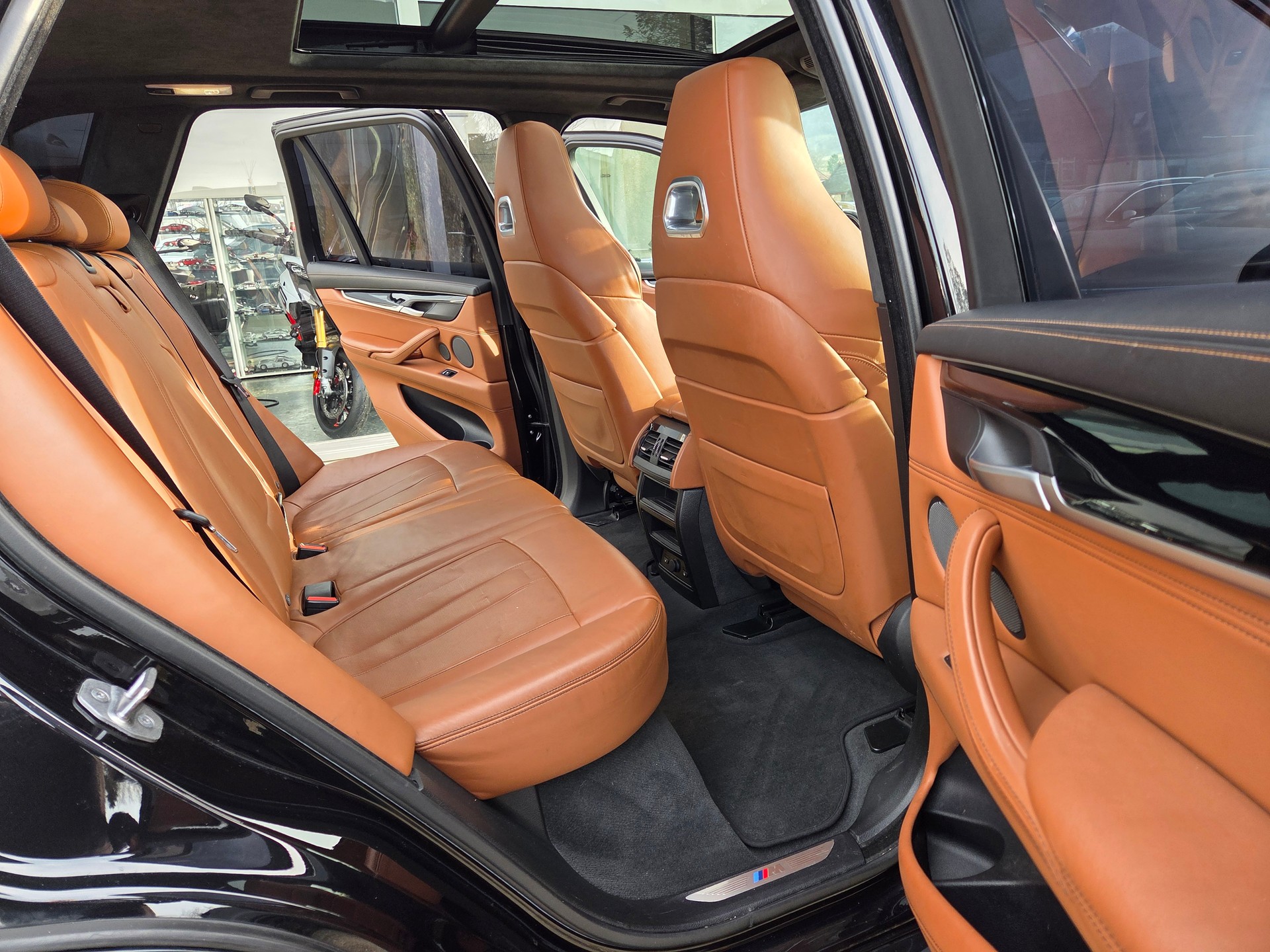 BMW X5M Steptronic-image-10