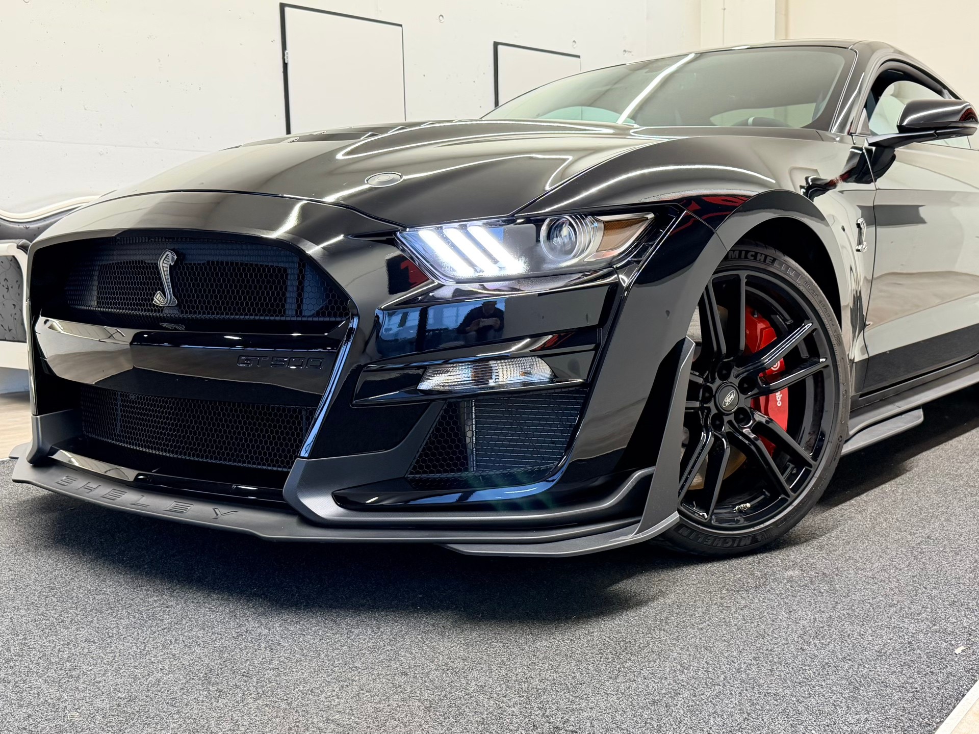 FORD Shelby GT 500-image-5