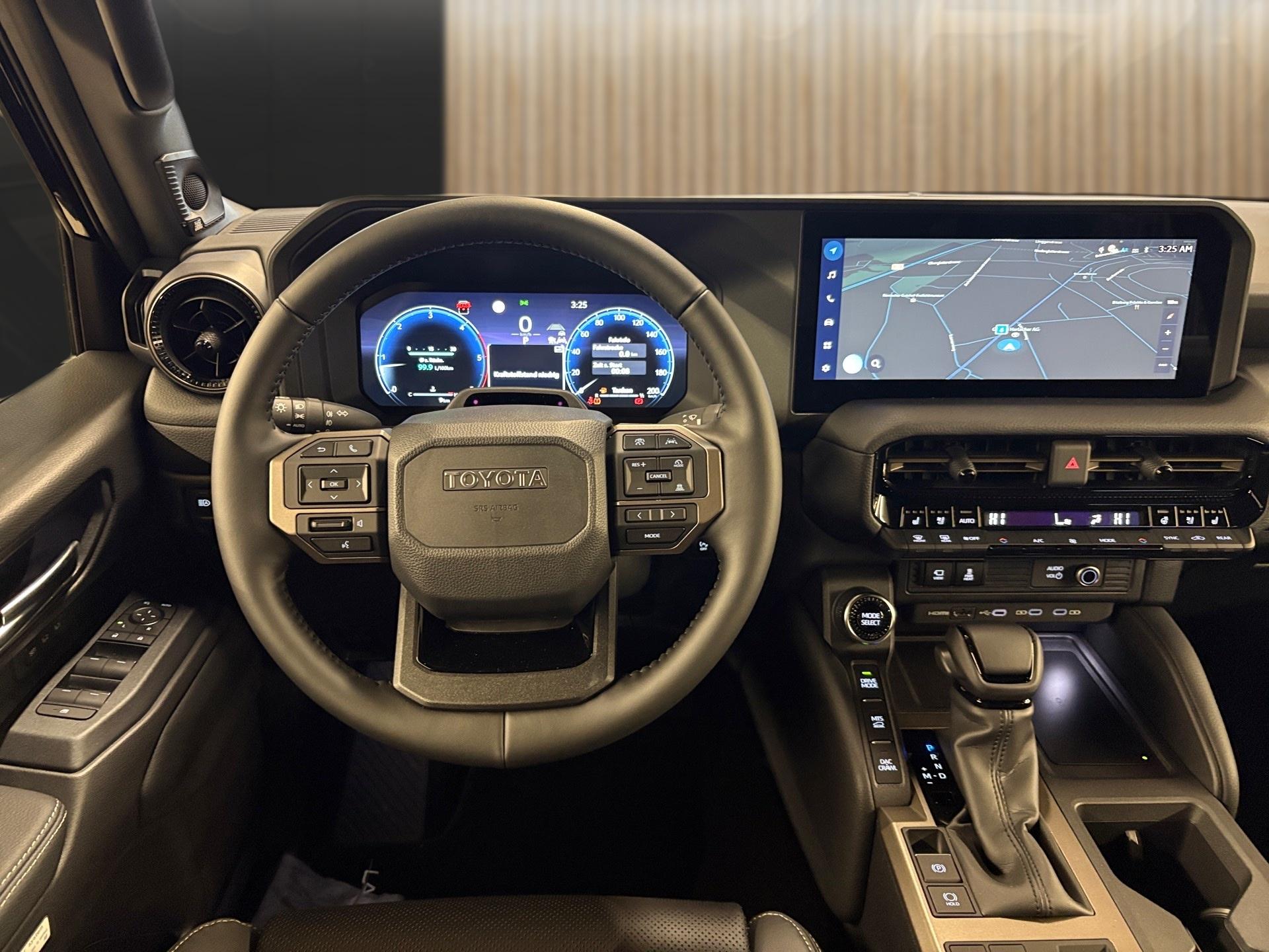 TOYOTA Land Cruiser 2.8TD Invincible-image-10