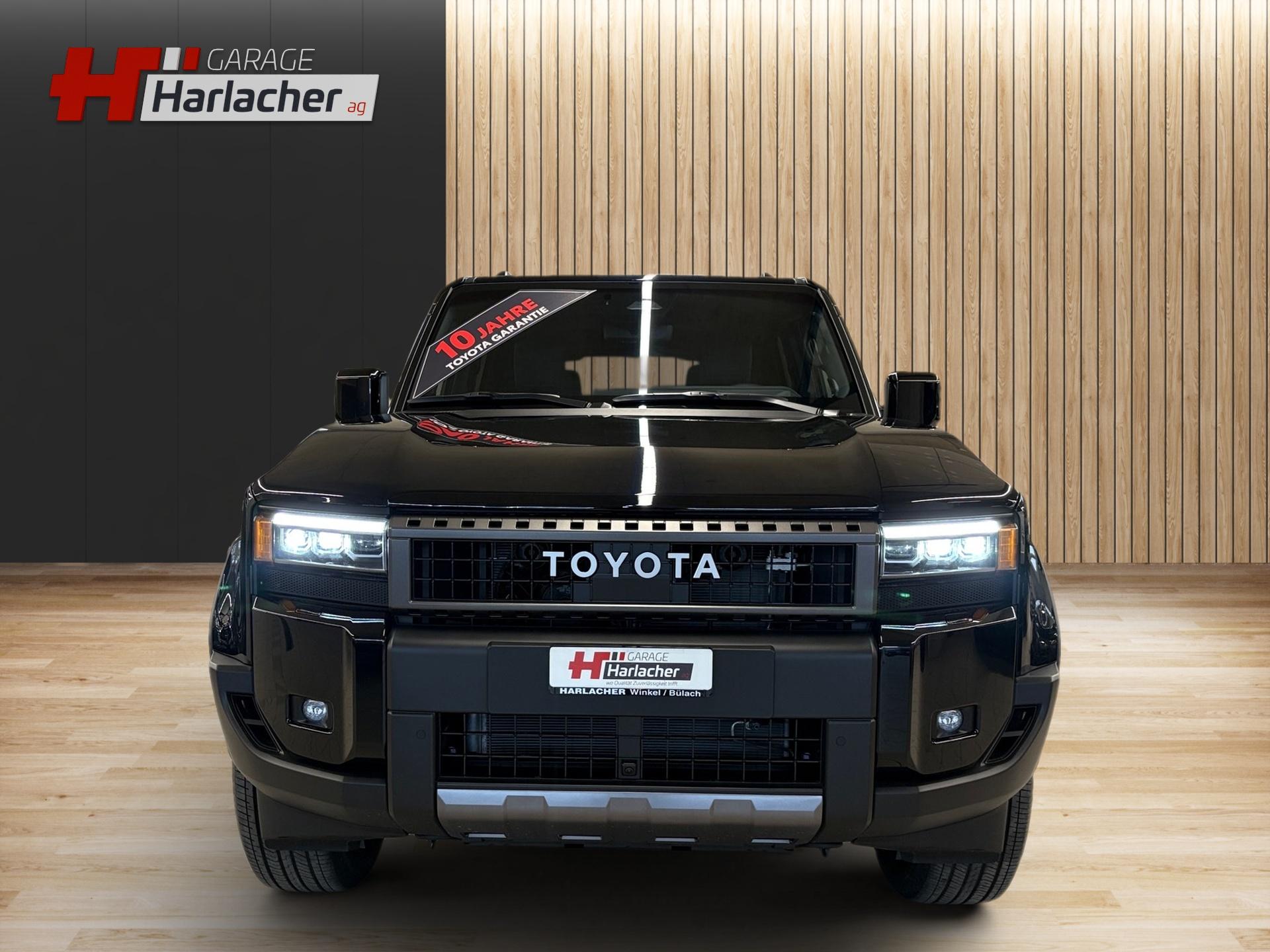 TOYOTA Land Cruiser 2.8TD Invincible-image-1