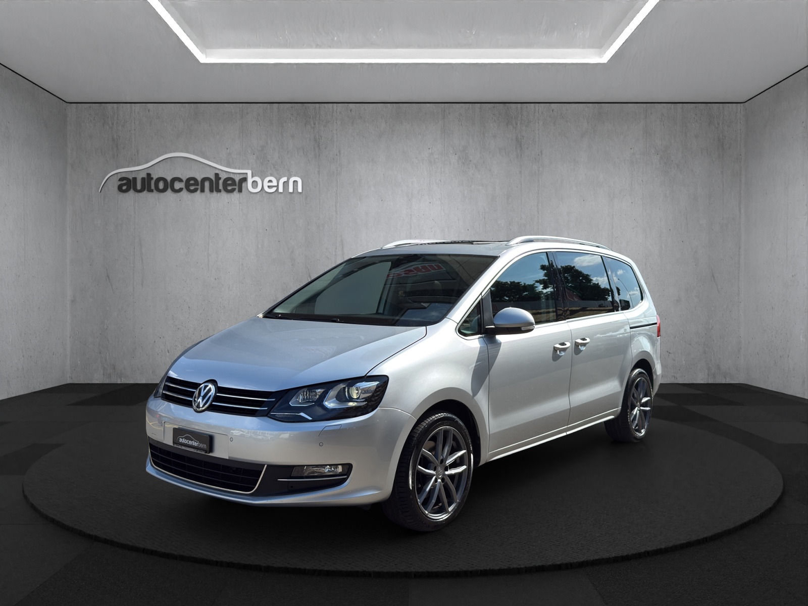 VW Sharan 2.0 TDI BMT Highline 4Motion DSG-image-2