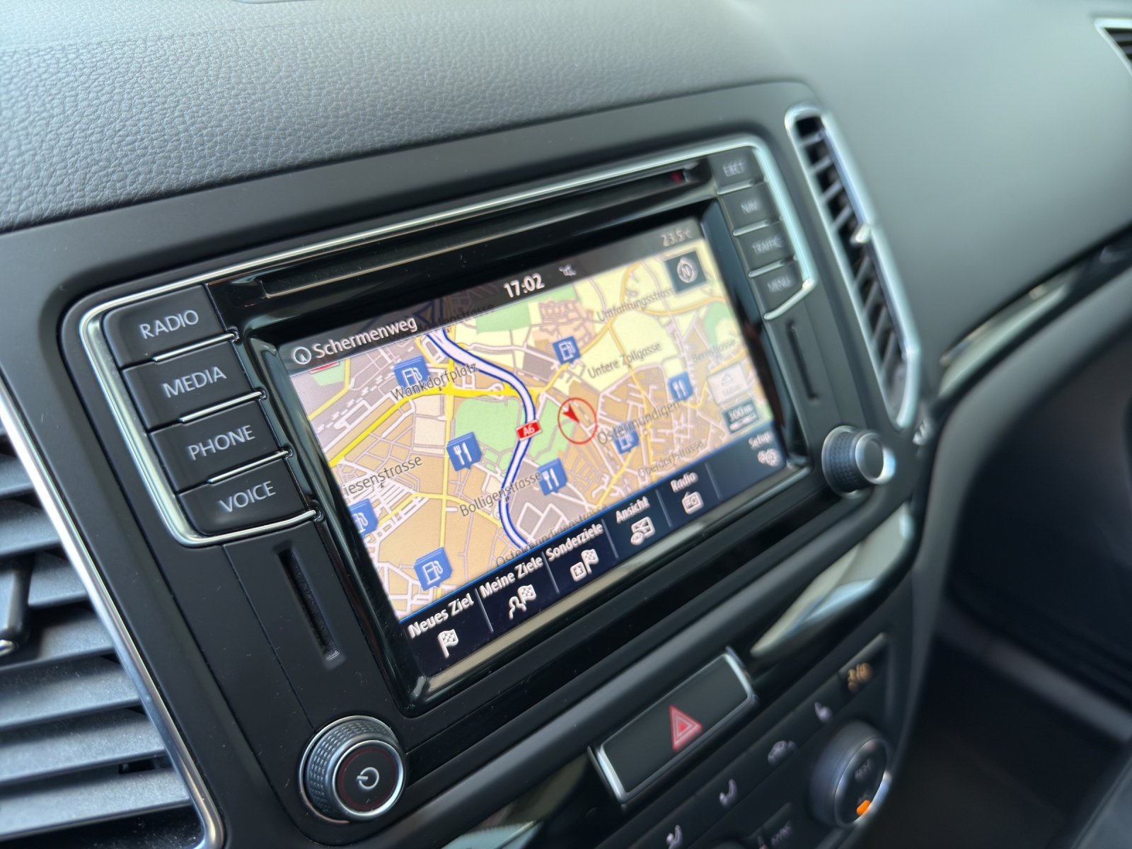 VW Sharan 2.0 TDI BMT Highline 4Motion DSG-image-14