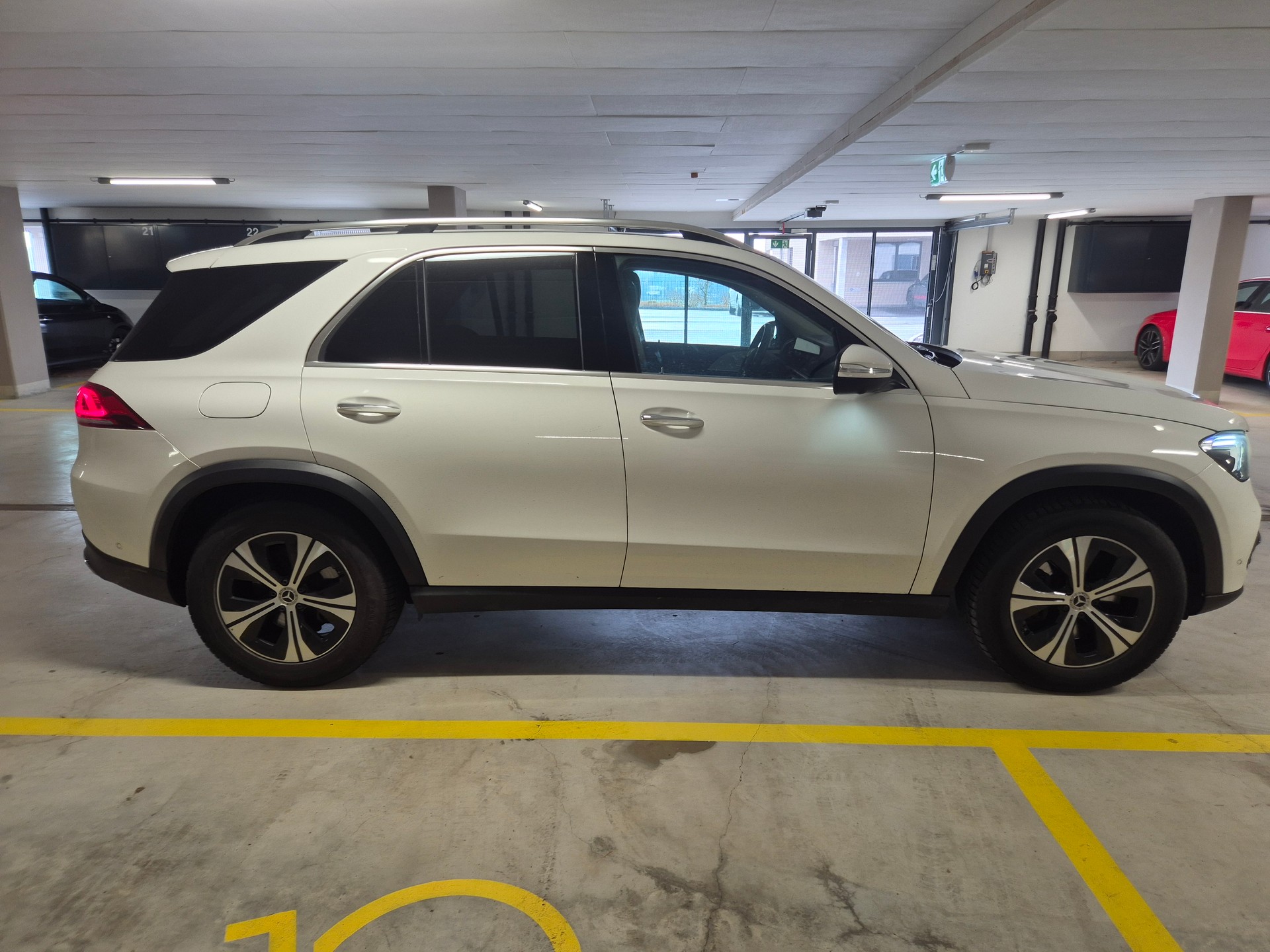 MERCEDES-BENZ GLE 350 de 4Matic 9G-Tronic-image-3