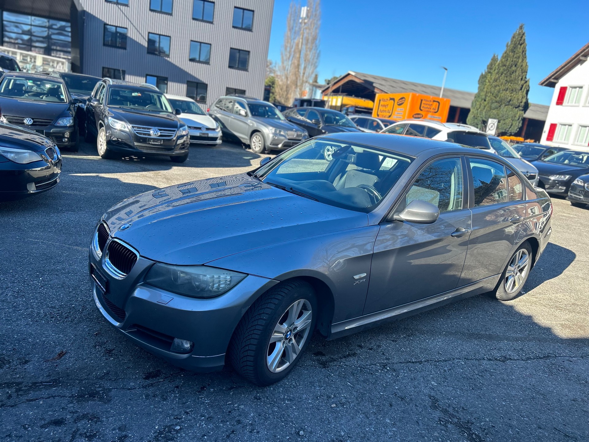 BMW 320d xDrive Steptronic-image-2