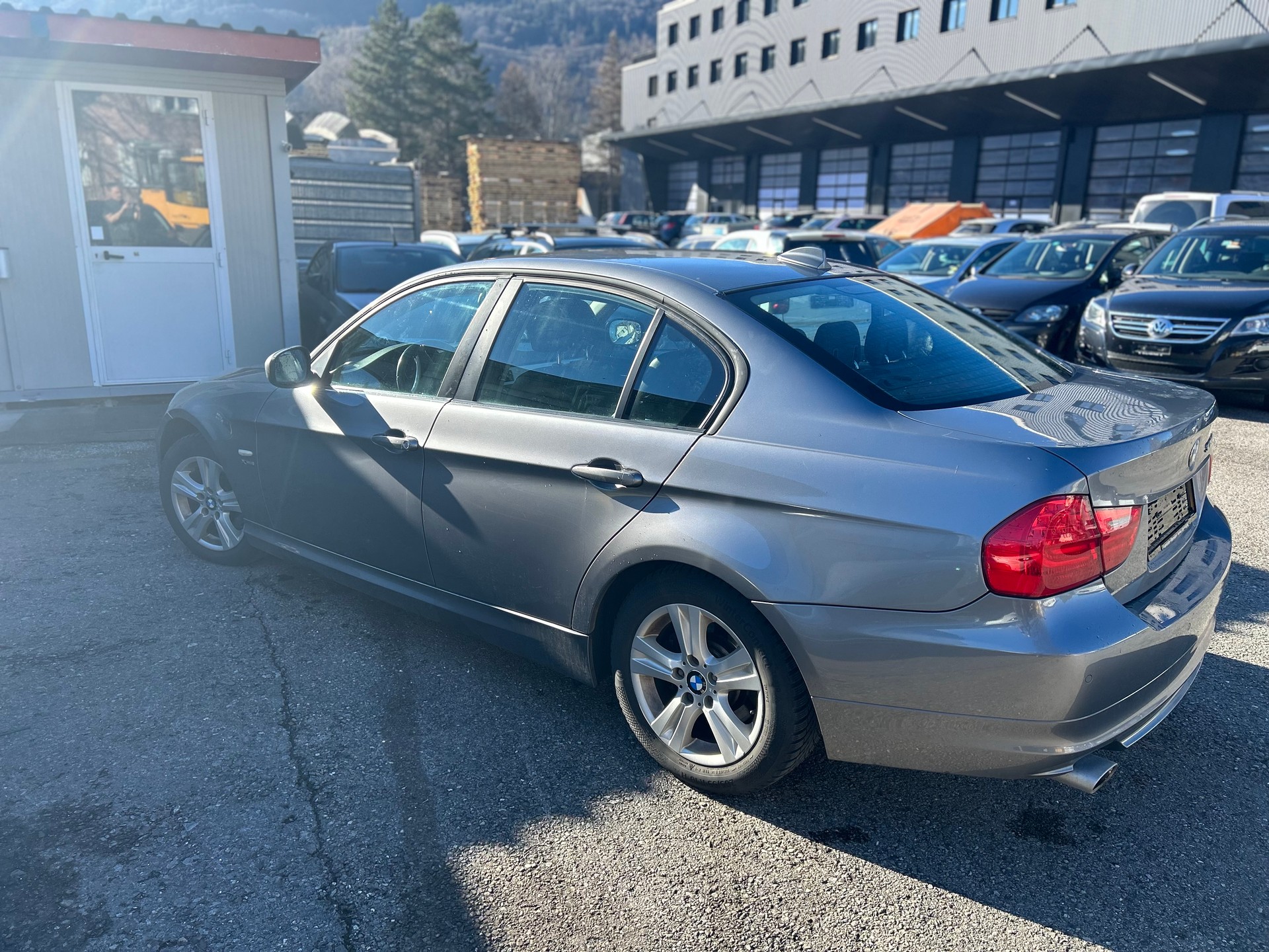 BMW 320d xDrive Steptronic-image-3