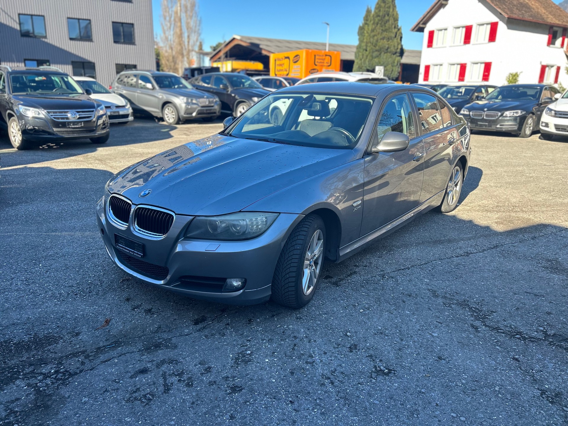 BMW 320d xDrive Steptronic-image-1