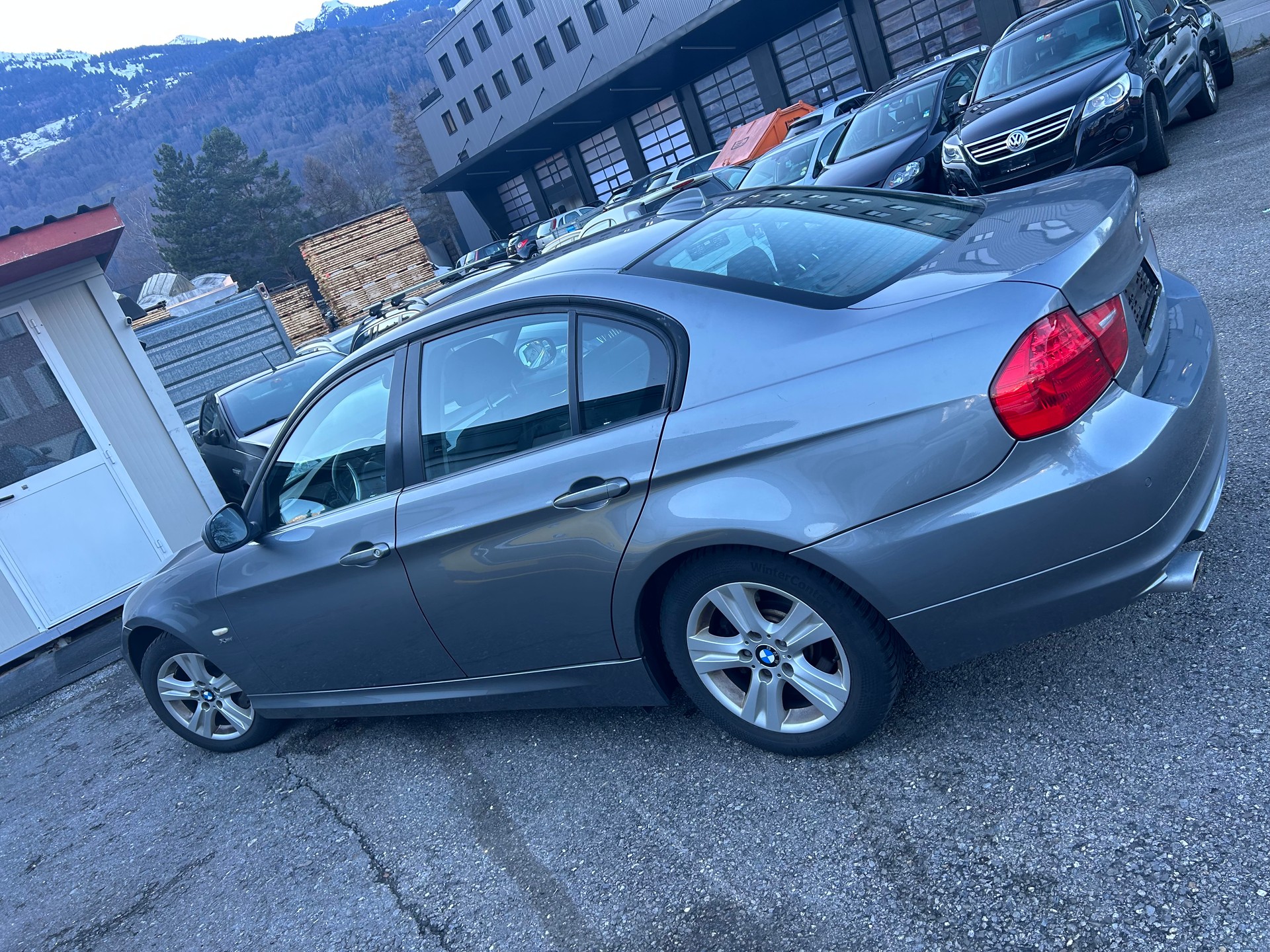 BMW 320d xDrive Steptronic-image-10