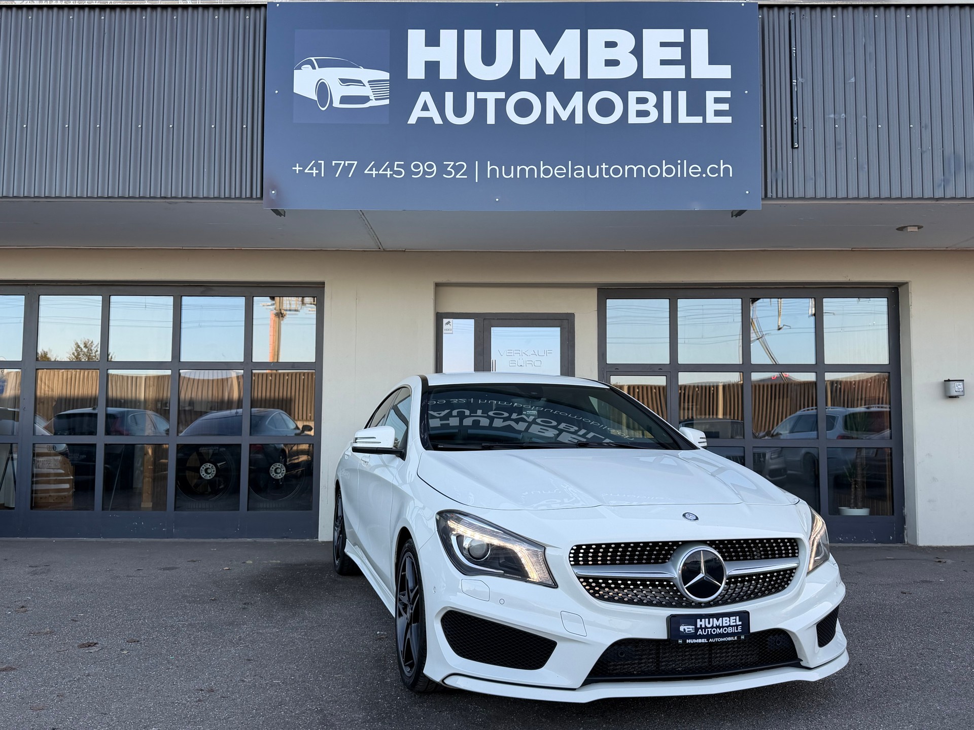 MERCEDES-BENZ CLA 200 AMG Line 7G-DCT-image-0