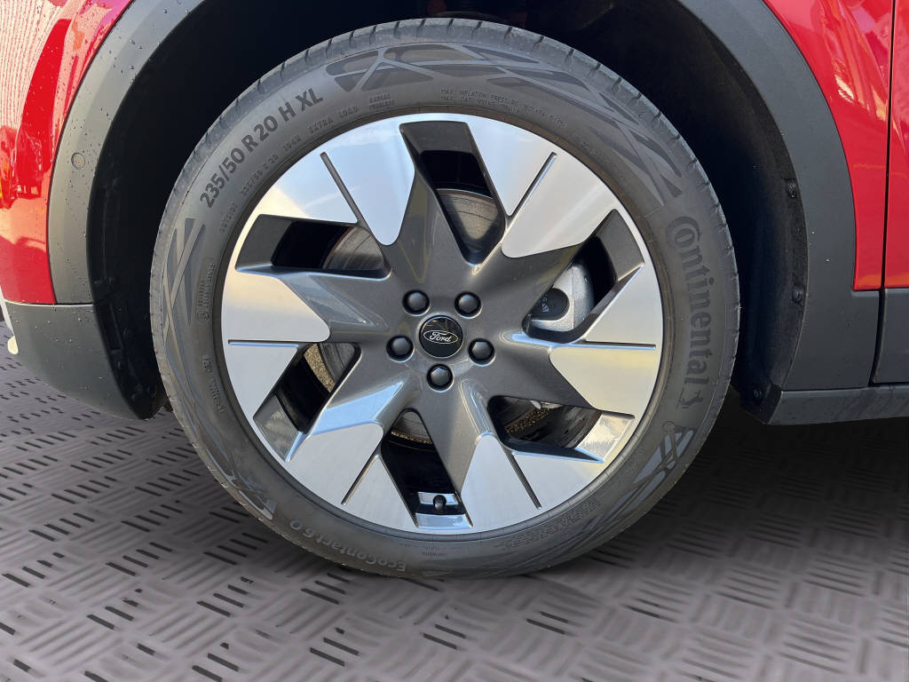 FORD Explorer Extended Range Premium AWD-image-14