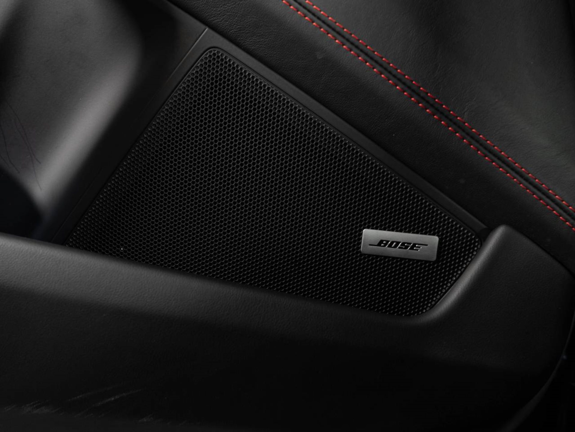 PORSCHE 911 Carrera 4 GTS Cabriolet (MY22)-image-11
