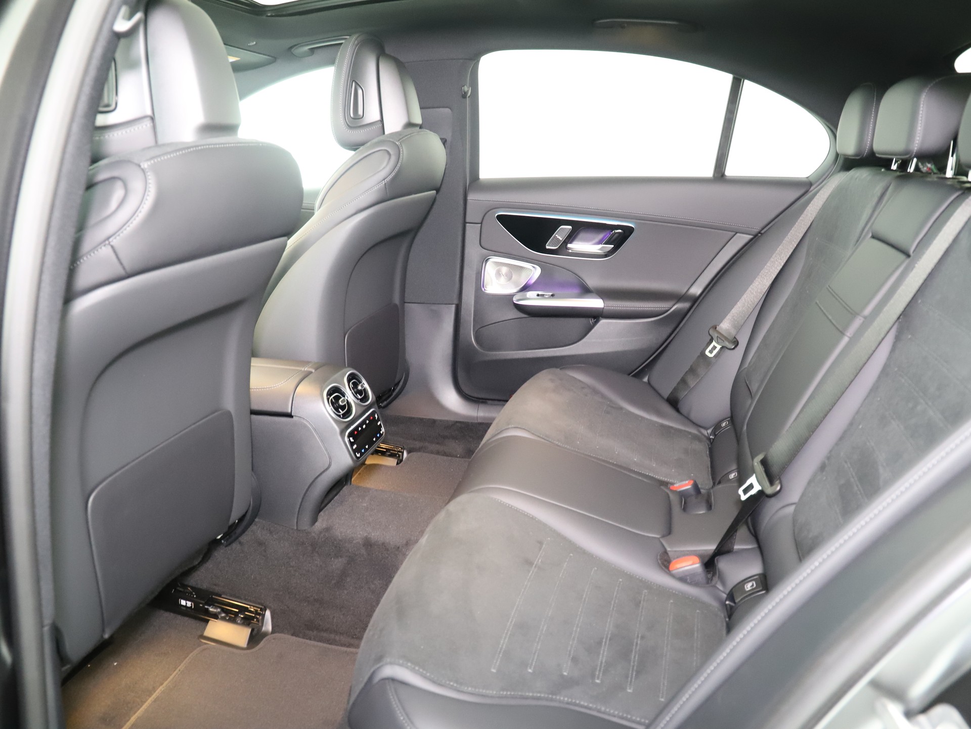 MERCEDES-BENZ C 220 d 4 M Swiss Star-image-10