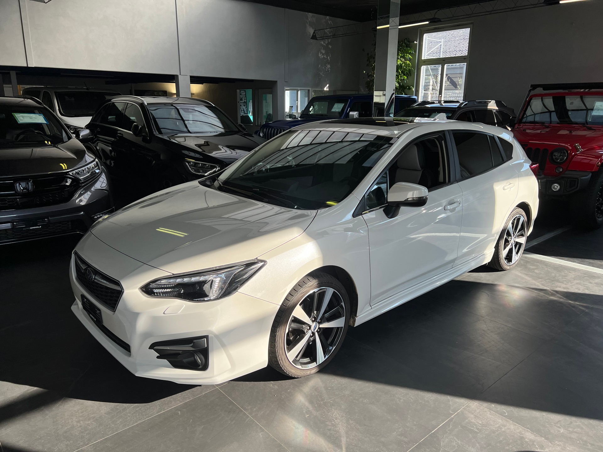 SUBARU Impreza 2.0 Luxury AWD Lineartronic-image-0
