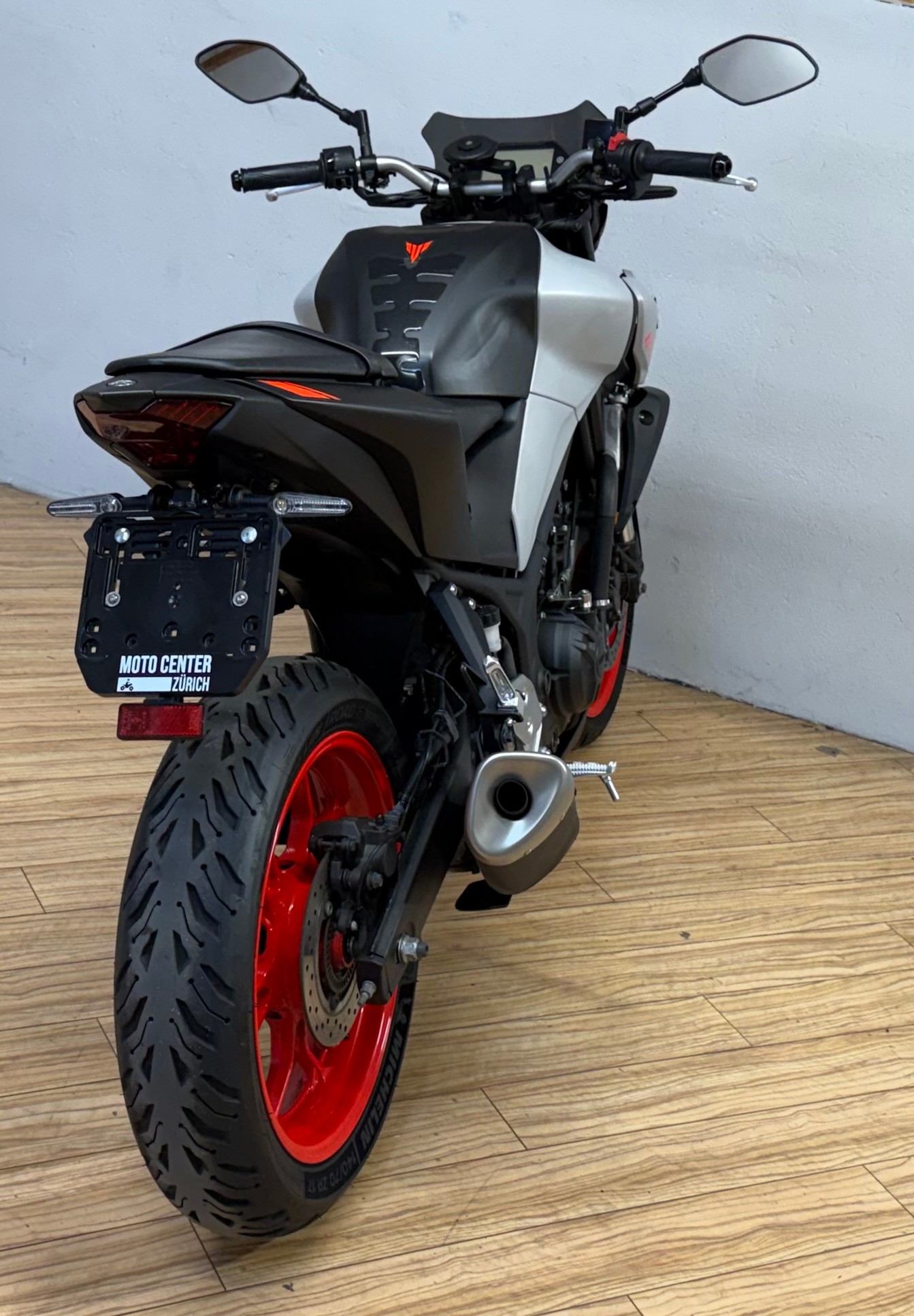 YAMAHA MT-03 ABS-showroom-element-2