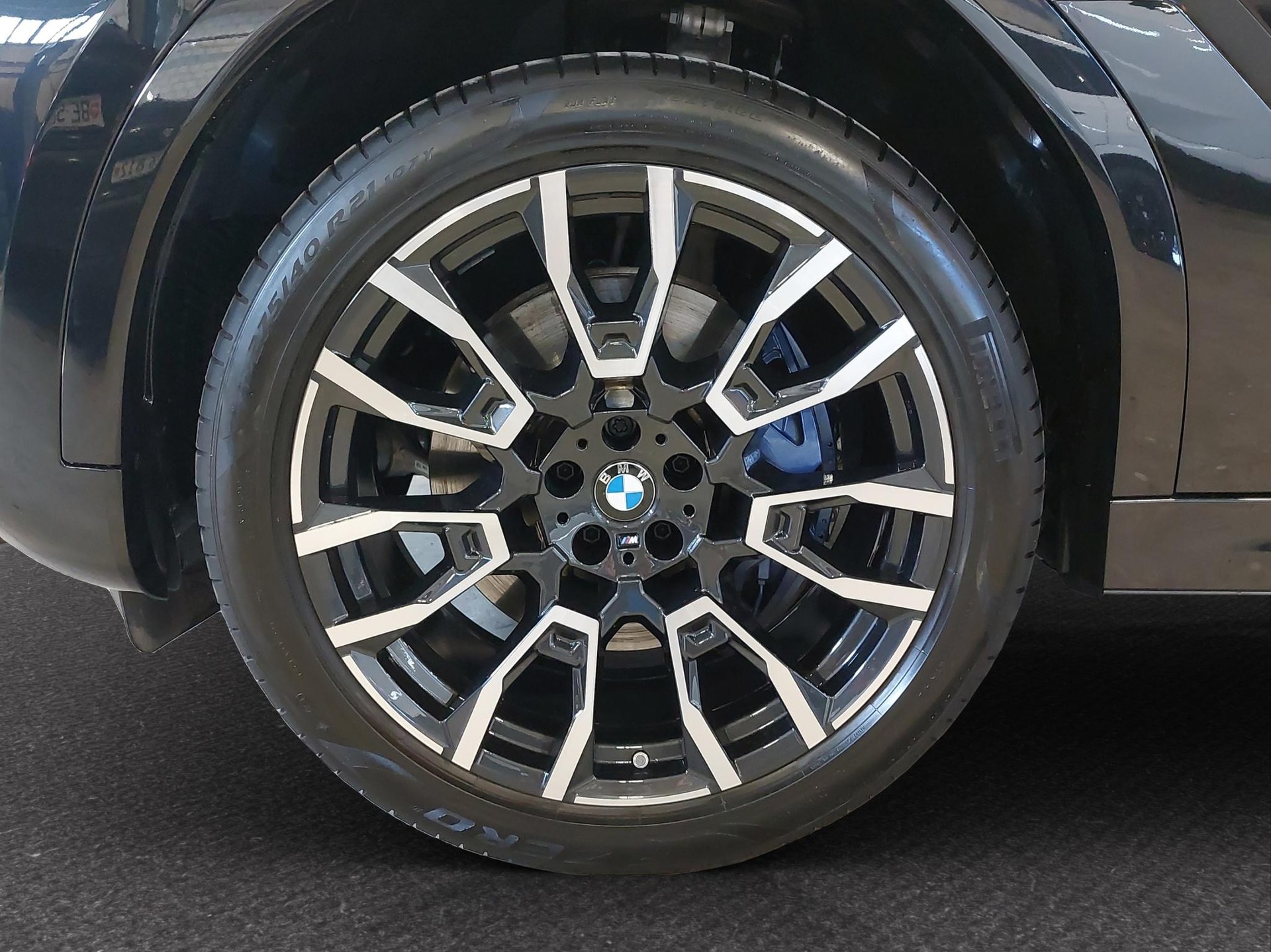 BMW X6 xDrive 48V 40i M Sport-image-13