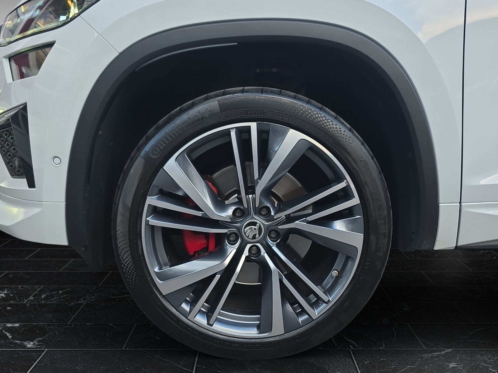 SKODA Kodiaq 2.0 TSI RS DSG-image-3