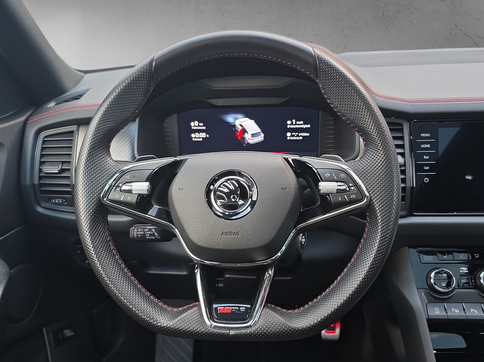 SKODA Kodiaq 2.0 TSI RS DSG-image-8