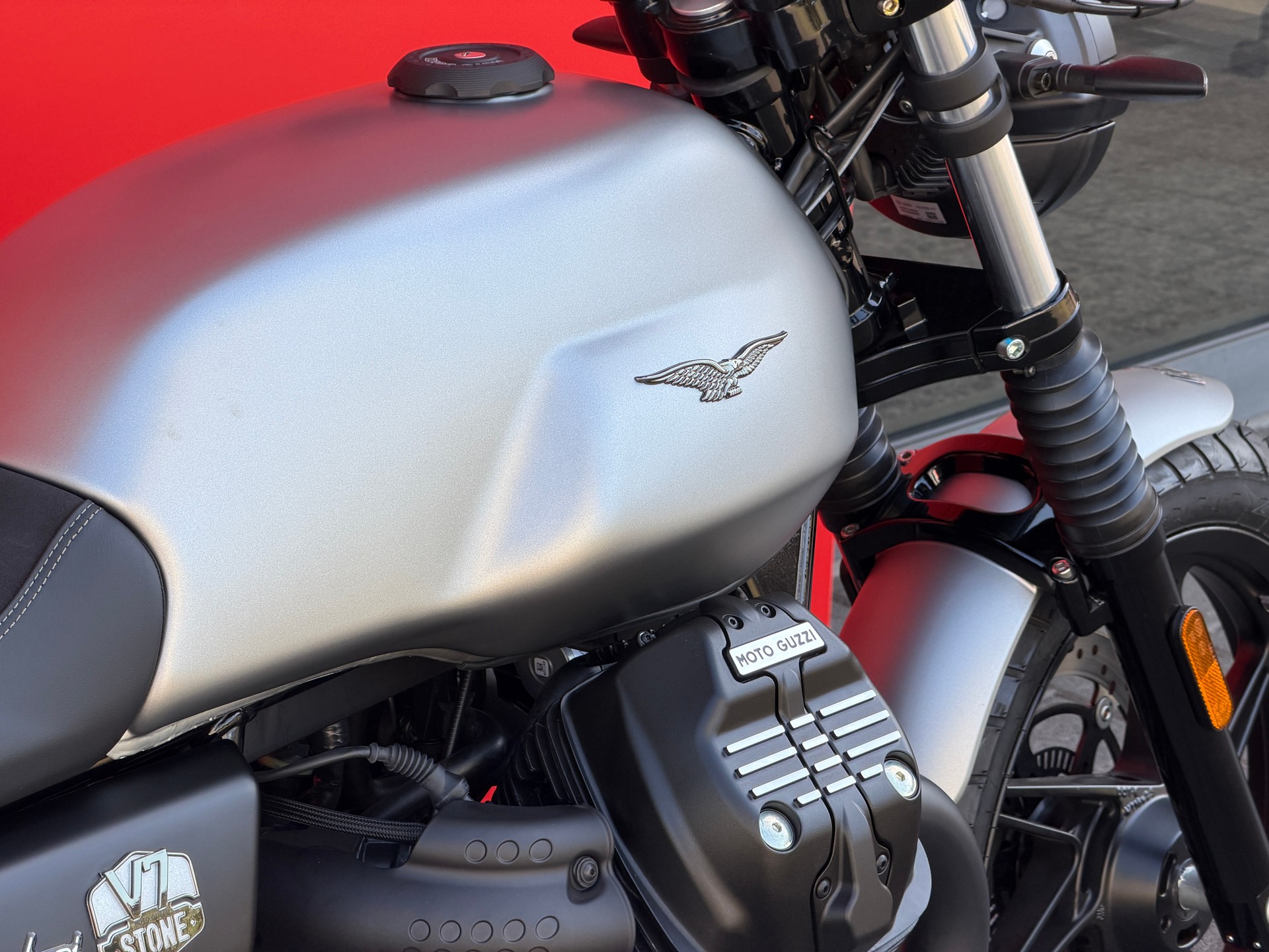 MOTO GUZZI V7 IV 850 Stone (35kW) '' Edizione Mistral ''-image-12