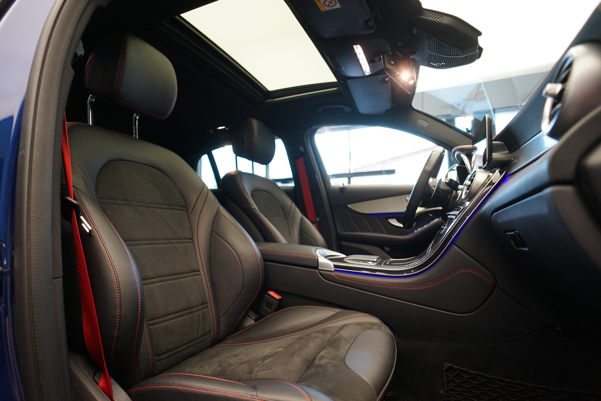 MERCEDES-BENZ GLC Coupé 43 AMG 4Matic 9G-Tronic *CH-Fahrzeug* *Panorama*-image-18