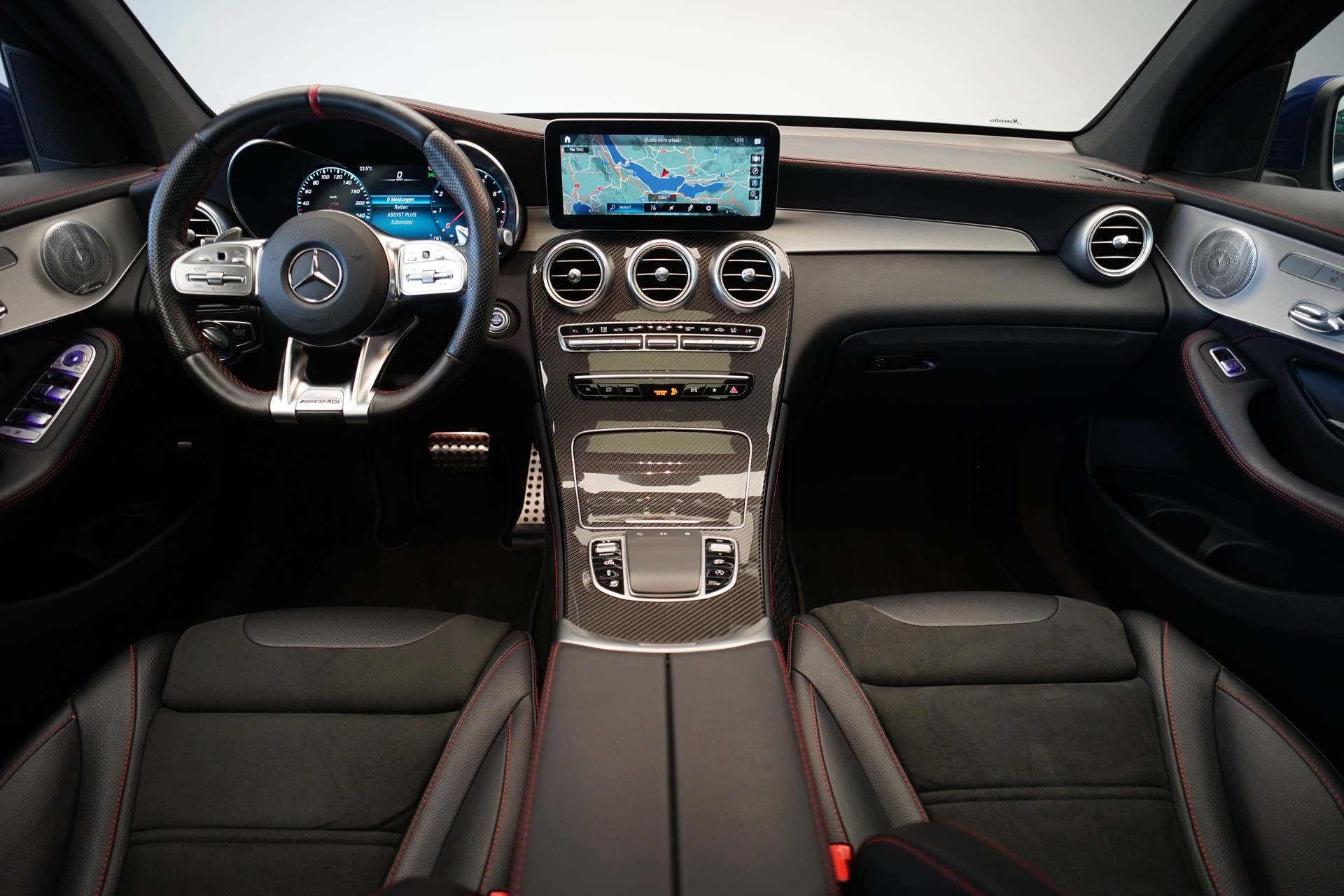 MERCEDES-BENZ GLC Coupé 43 AMG 4Matic 9G-Tronic *CH-Fahrzeug* *Panorama*-image-11