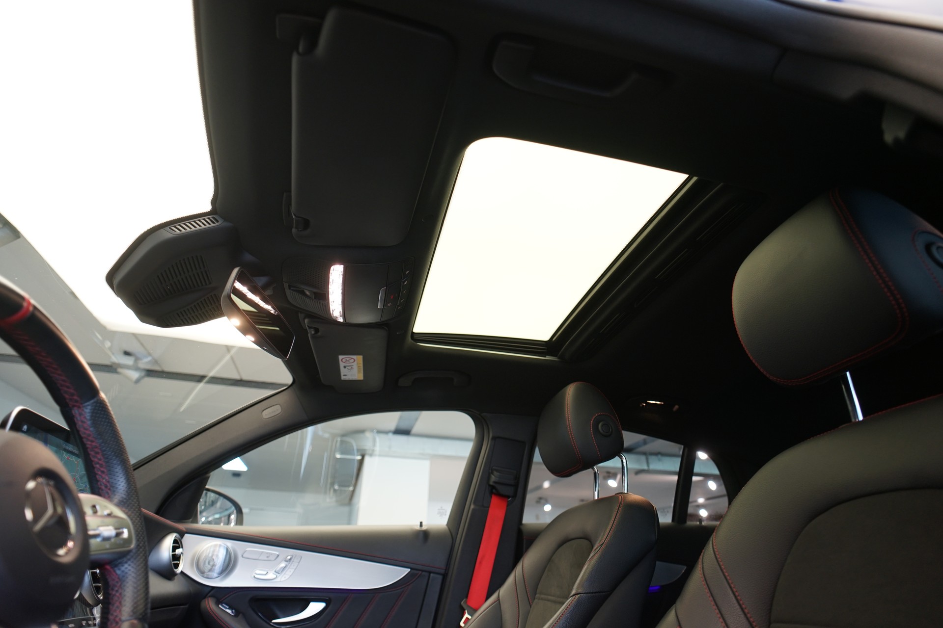 MERCEDES-BENZ GLC Coupé 43 AMG 4Matic 9G-Tronic *CH-Fahrzeug* *Panorama*-image-15