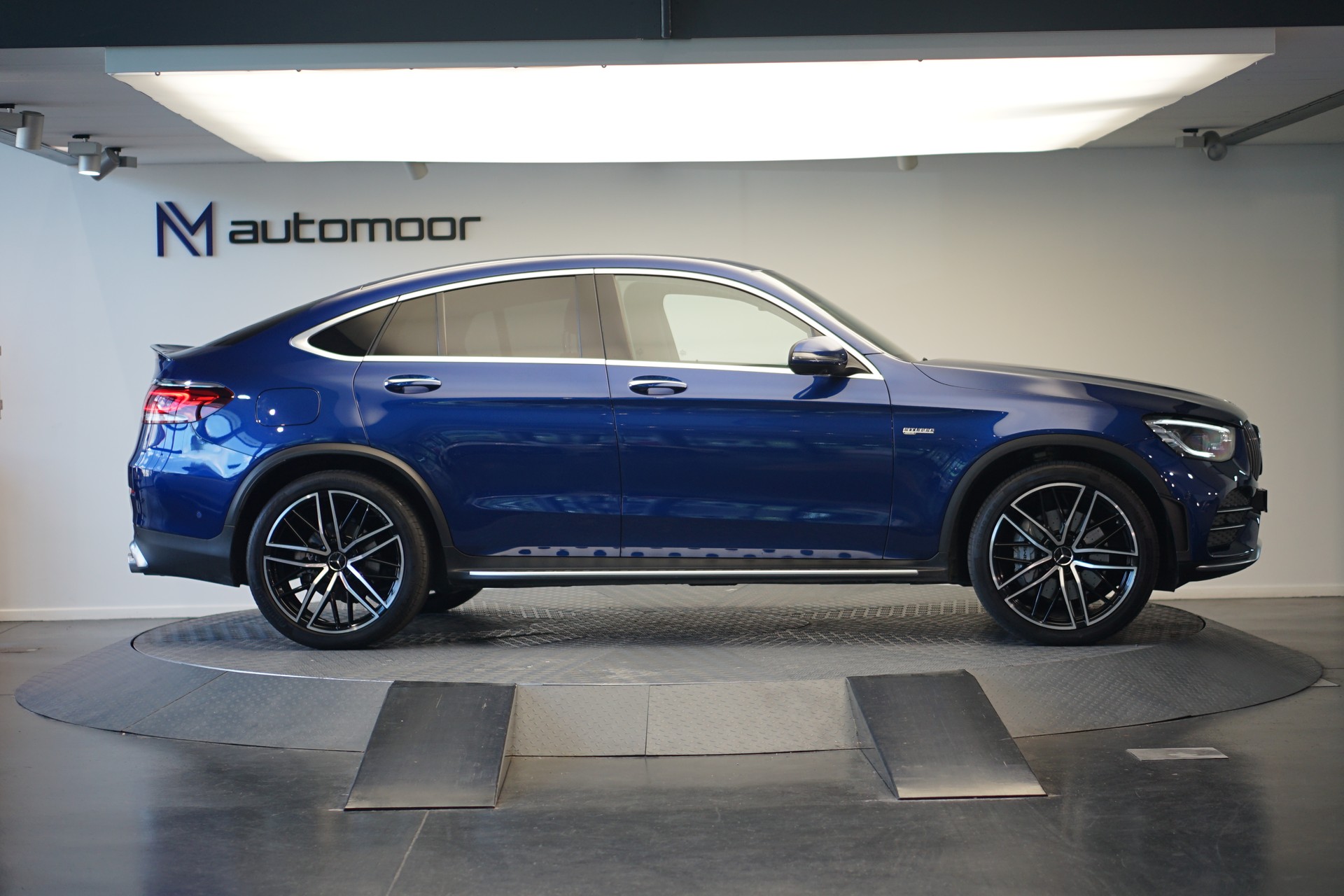 MERCEDES-BENZ GLC Coupé 43 AMG 4Matic 9G-Tronic *CH-Fahrzeug* *Panorama*-image-3