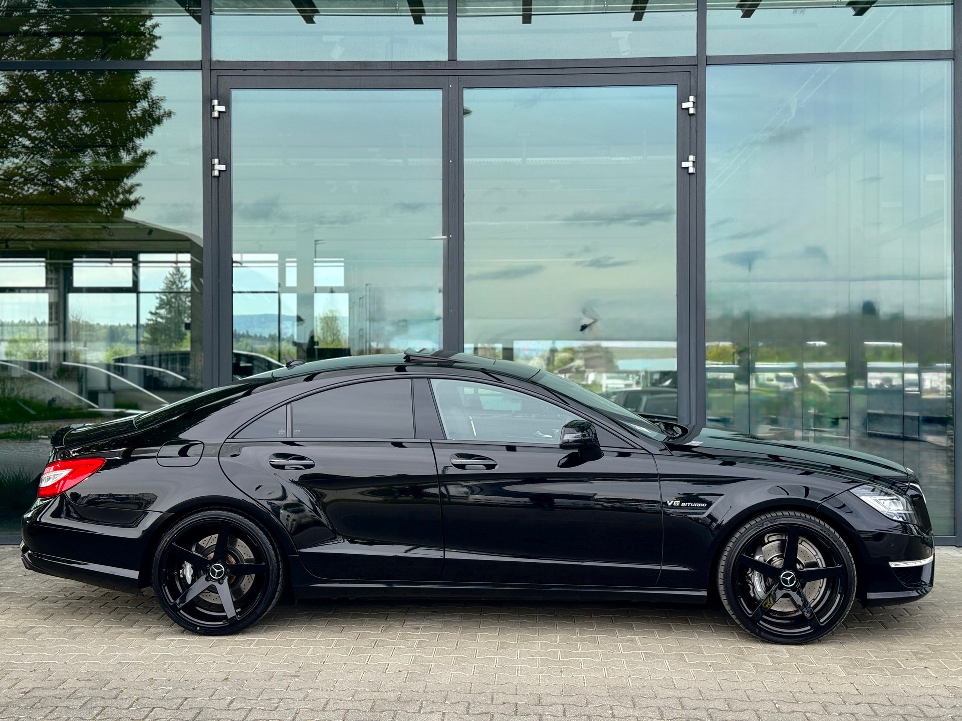 MERCEDES-BENZ CLS 63 AMG 4Matic Speedshift MCT-image-6