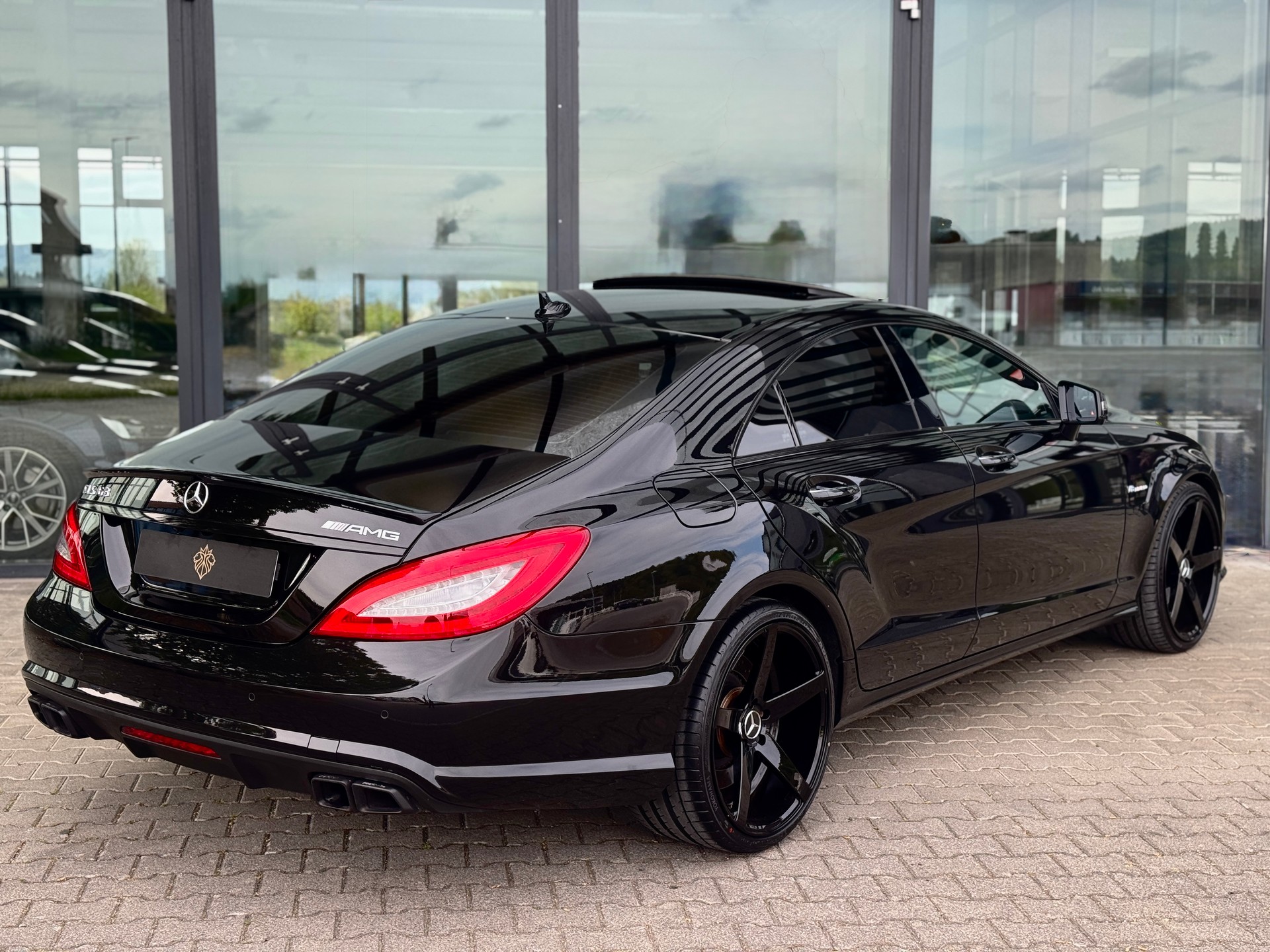 MERCEDES-BENZ CLS 63 AMG 4Matic Speedshift MCT-image-3