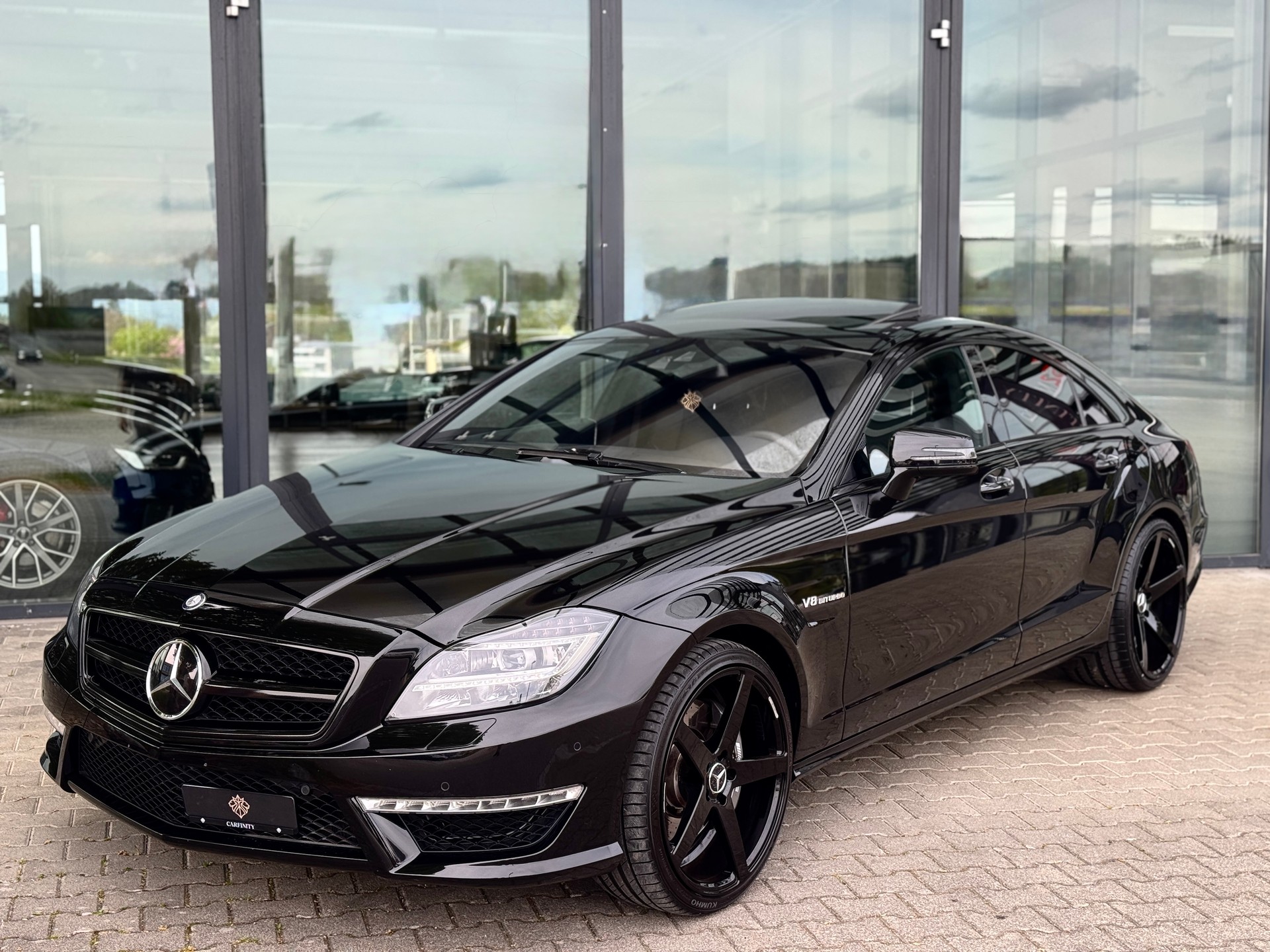 MERCEDES-BENZ CLS 63 AMG 4Matic Speedshift MCT-image-2