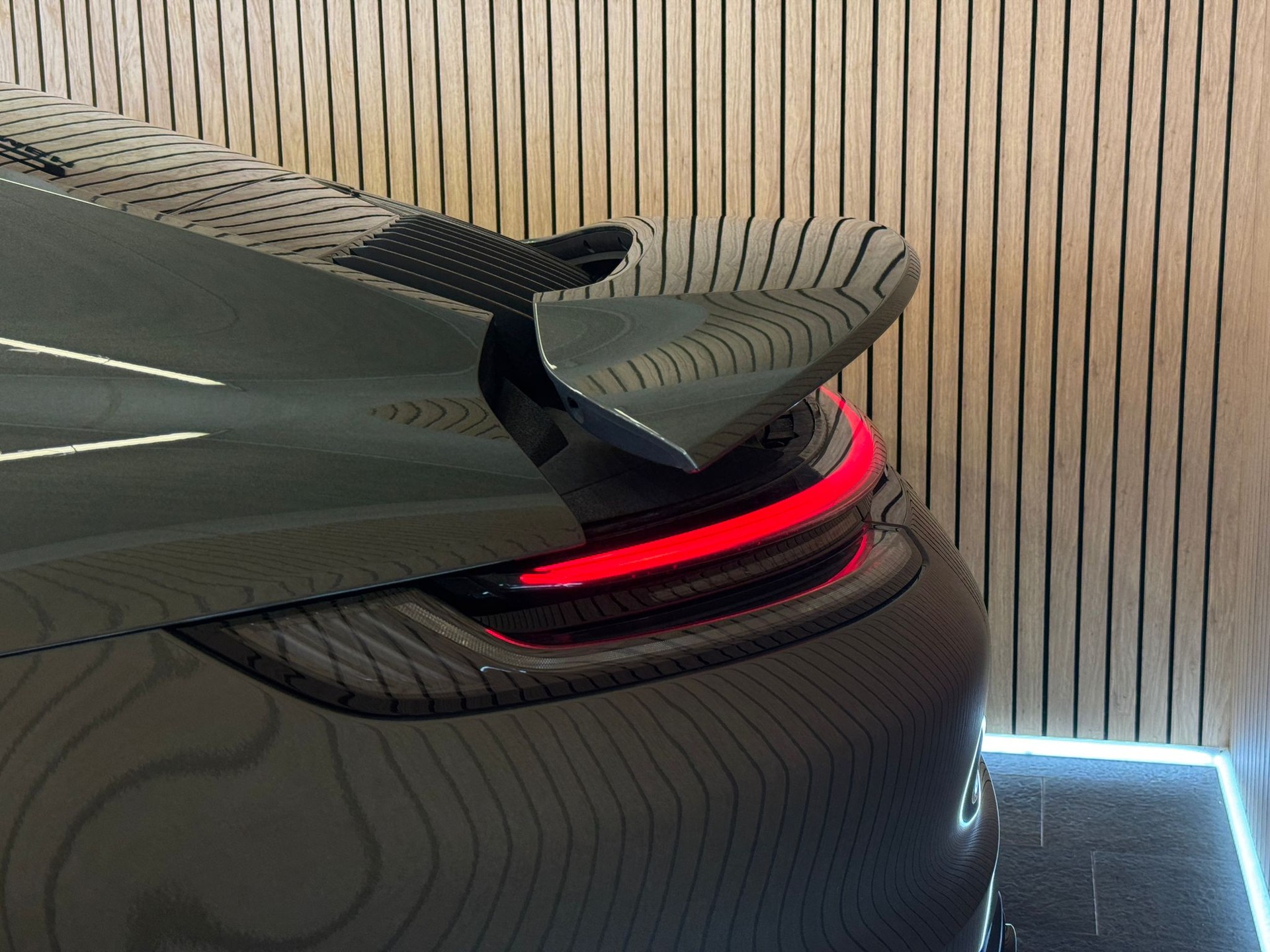 PORSCHE 911 Carrera PDK-image-9