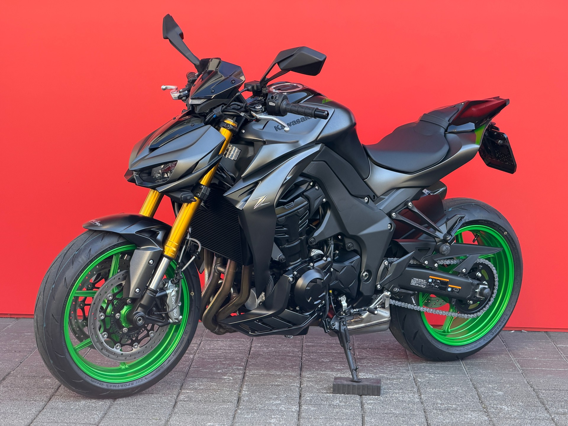 KAWASAKI Z 1100 SE Performance-showroom-element-2