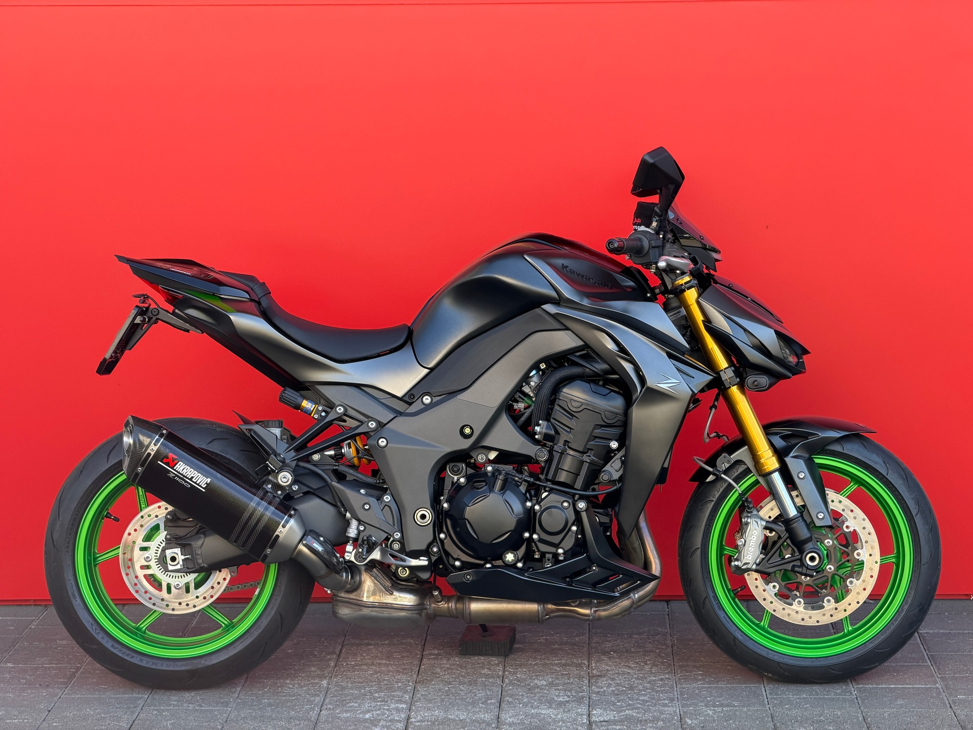KAWASAKI Z 1100 SE Performance-showroom-element-1