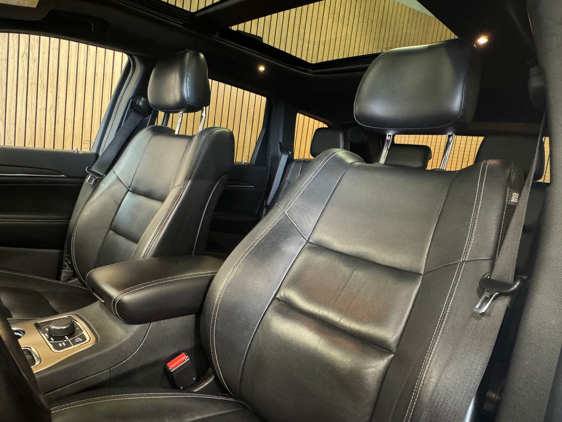 JEEP Grand Cherokee 3.0 CRD Limited Automatic-image-15
