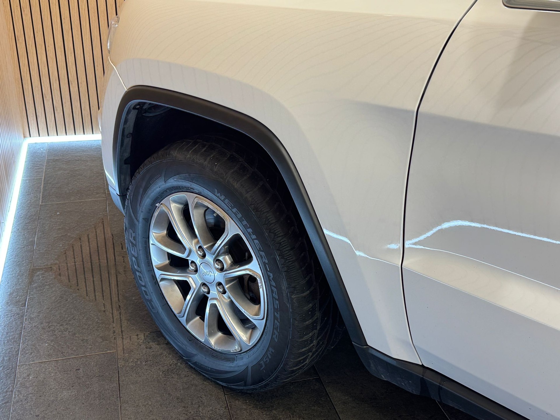 JEEP Grand Cherokee 3.0 CRD Limited Automatic-image-6