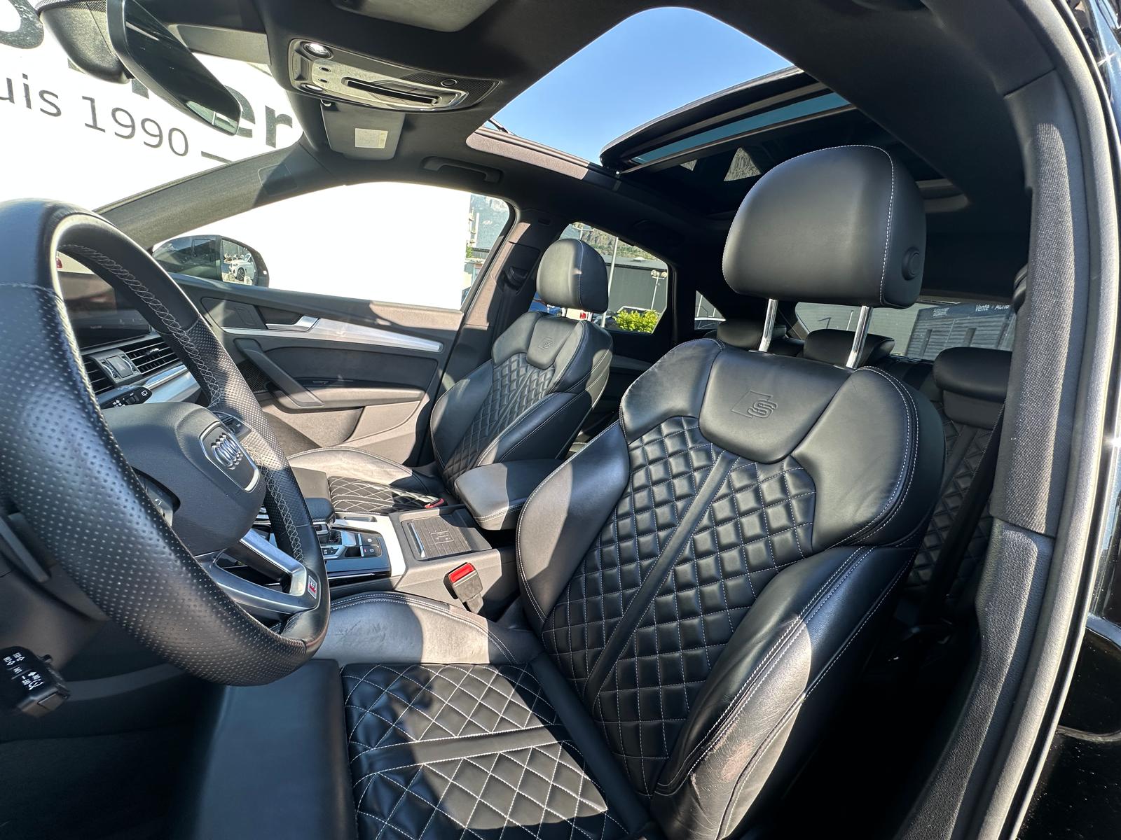 AUDI Q5 Sportback 40 TDI Blackedition quattro S-tronic-image-5