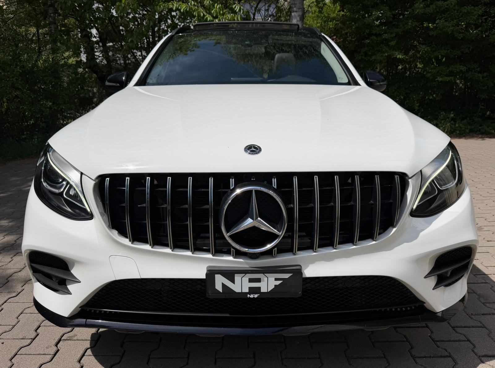 MERCEDES-BENZ GLC 250 Runout Edition 4Matic 9G-Tronic-image-7