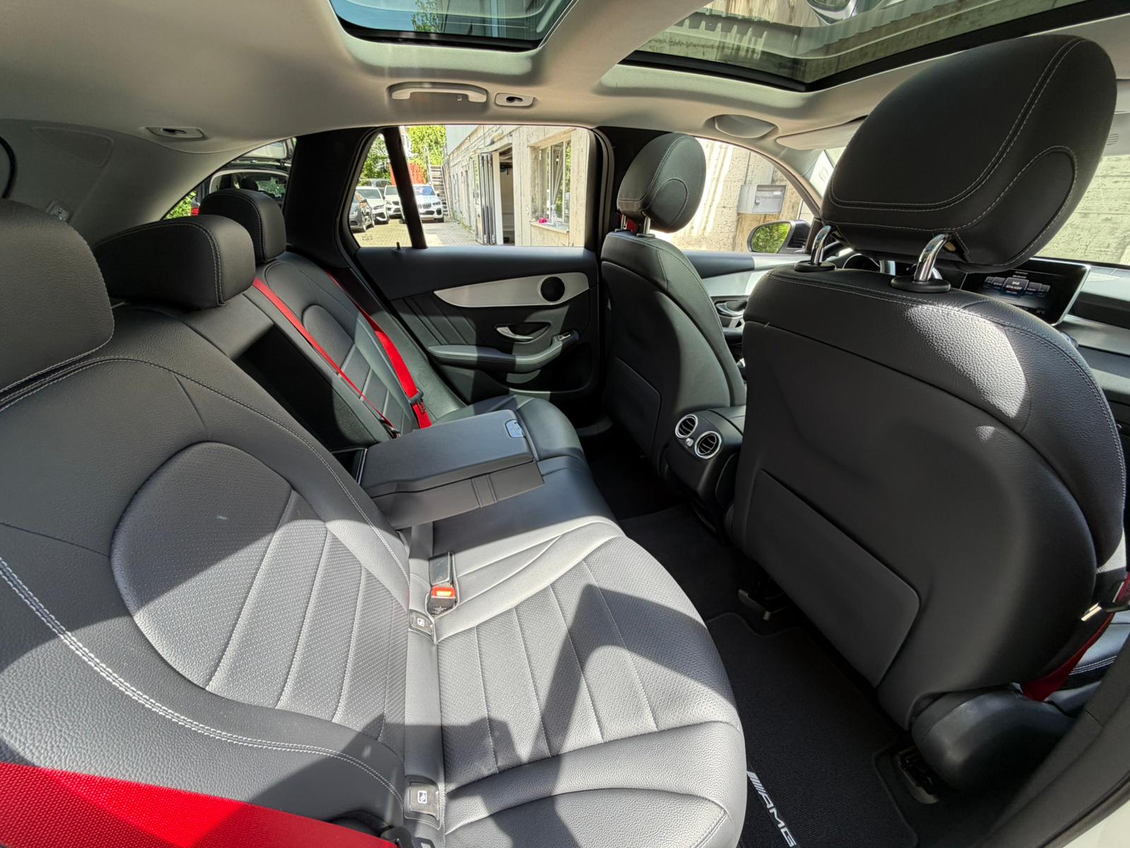 MERCEDES-BENZ GLC 250 Runout Edition 4Matic 9G-Tronic-image-14