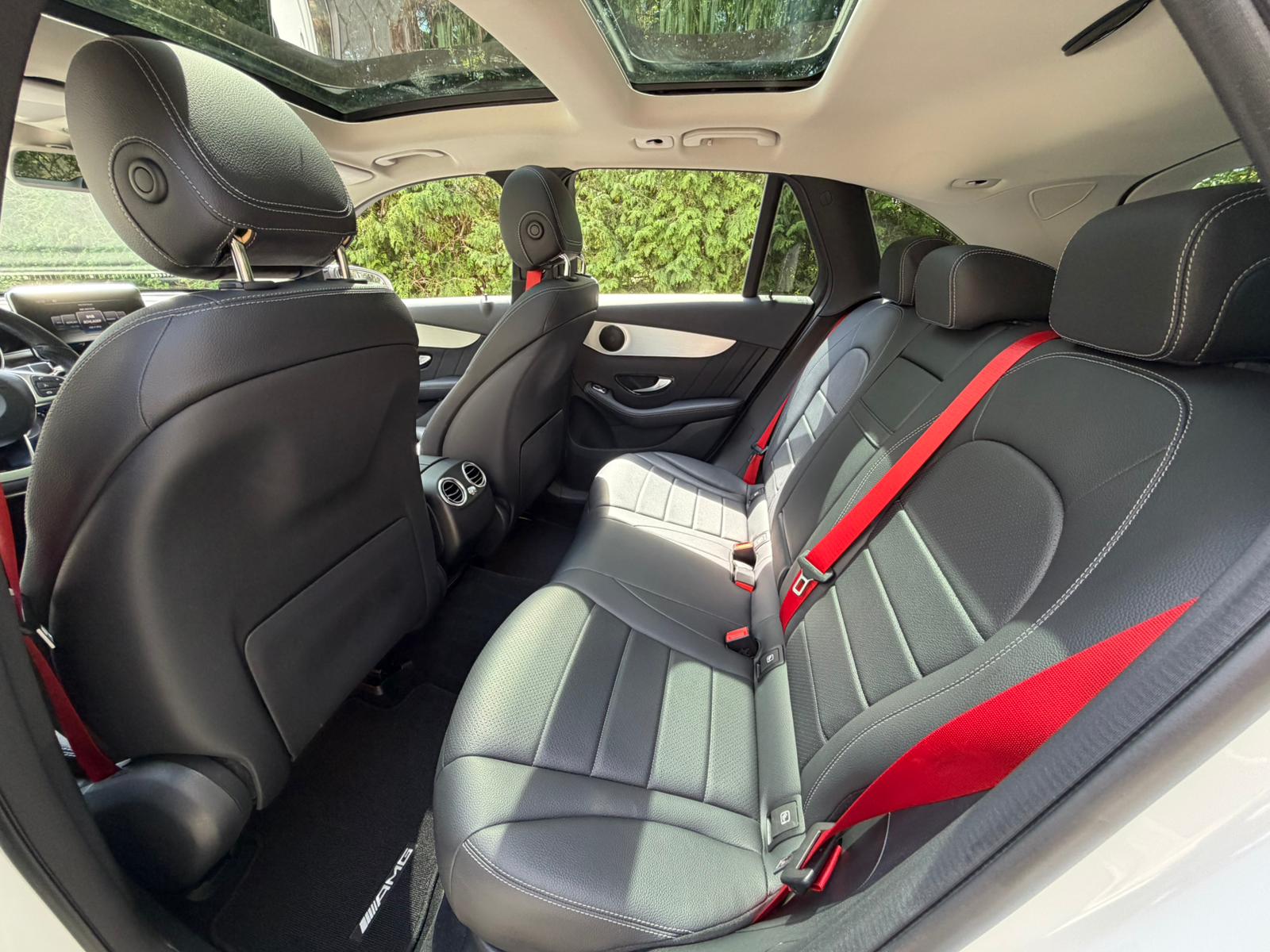 MERCEDES-BENZ GLC 250 Runout Edition 4Matic 9G-Tronic-image-12