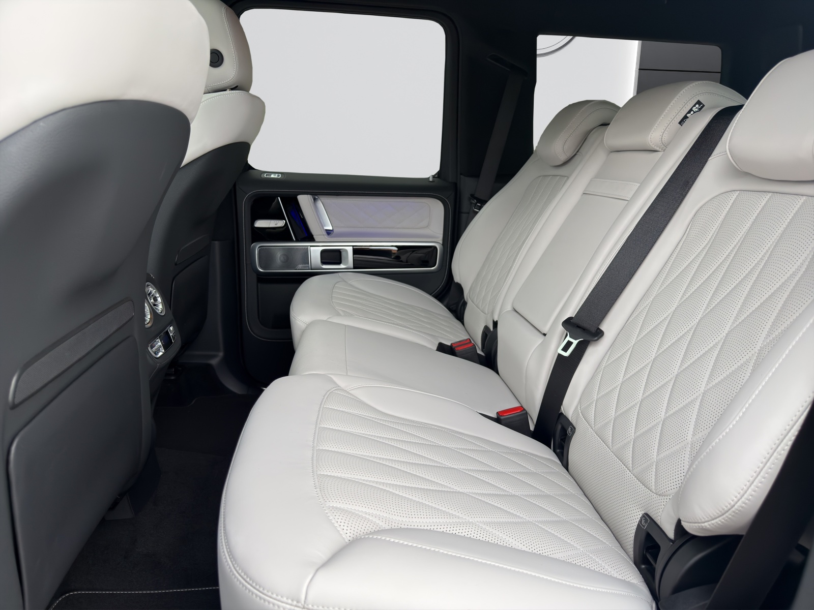 MERCEDES-BENZ G 63 AMG 9G-Tronic-image-7