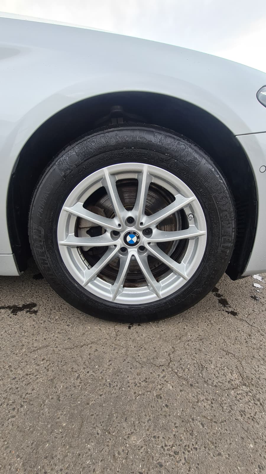 BMW 520d xDrive 48V Touring Steptronic ** Voll-Leder ** Gr-Navi ** RF-Kamera ** Lenkrad-Heizung ** Sitzheizung ** Ab MFK & Service-image-16