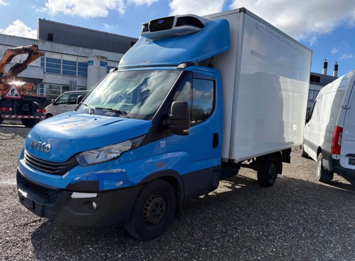 IVECO 33 S 16 A8-image-2