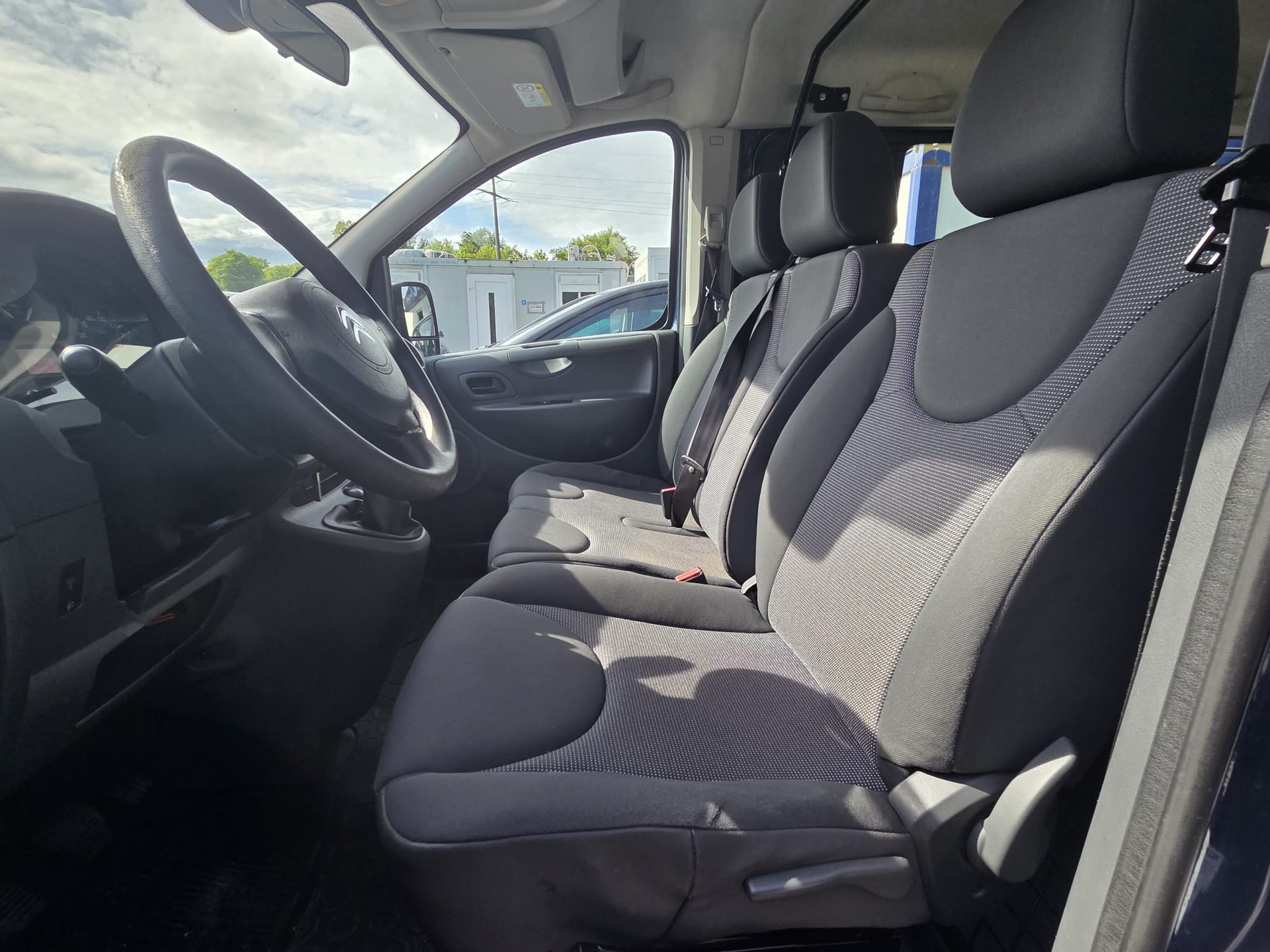 CITROEN Jumpy 2.0 HDi L2H1 * 9 Places * Expertise & service du jour 2026 *-image-4