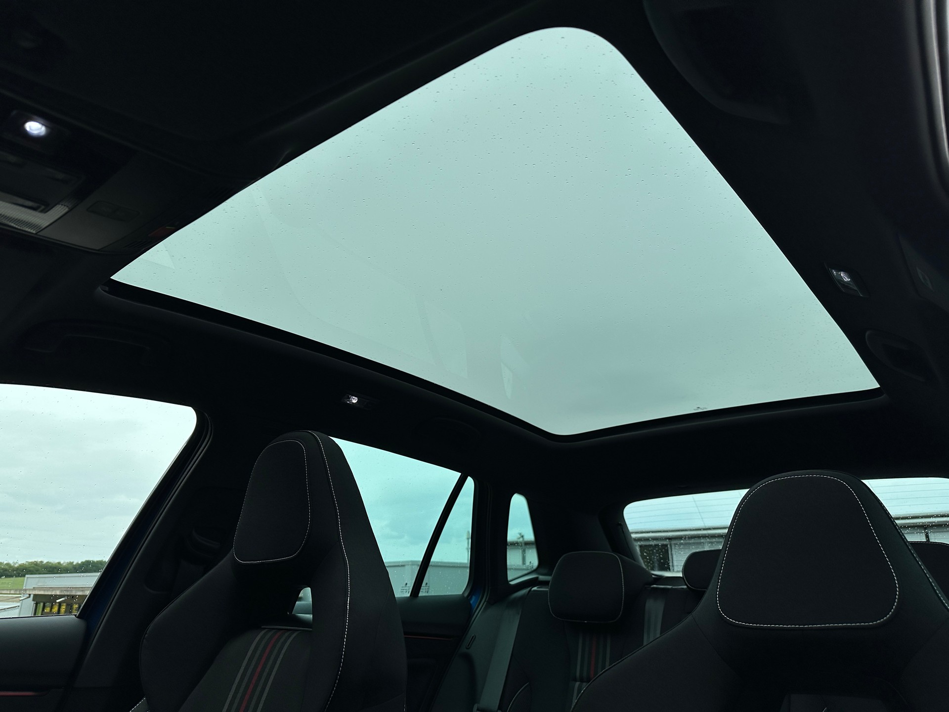 SKODA Kamiq 1.5 TSI Monte Carlo DSG-image-23