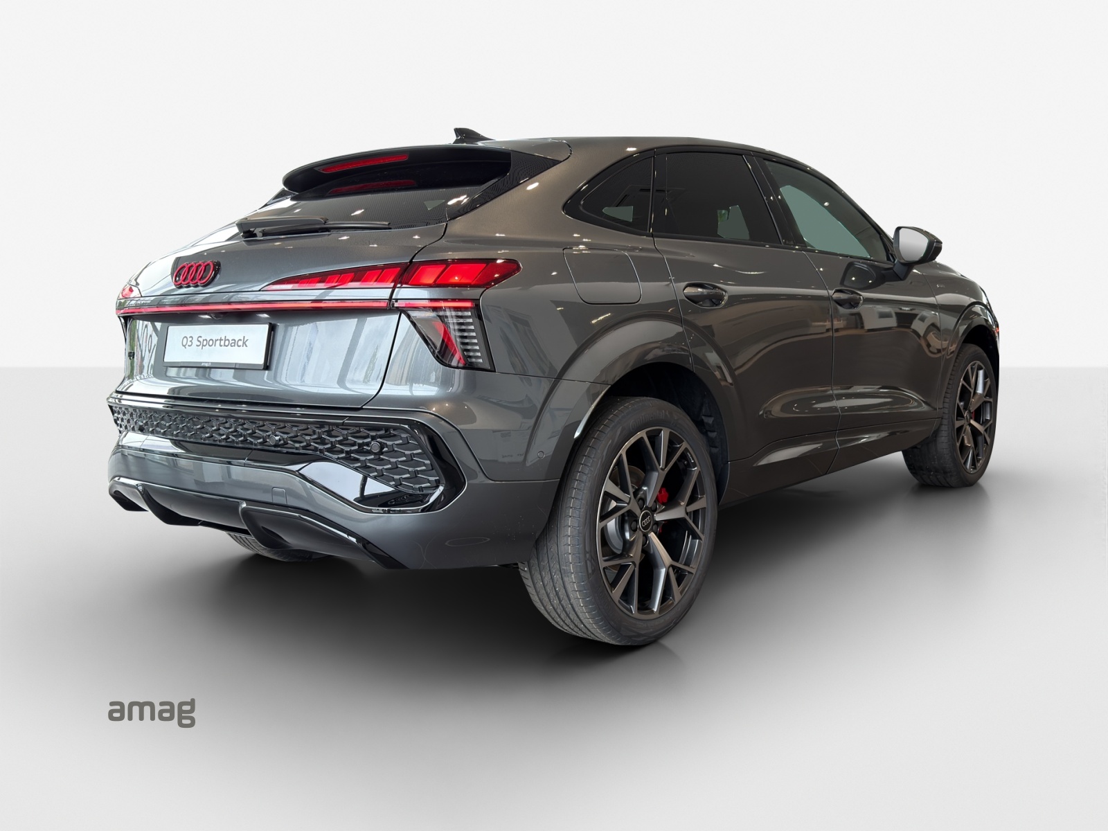 AUDI Q3 Sportback e-hybrid 200 kW S tronig-image-4