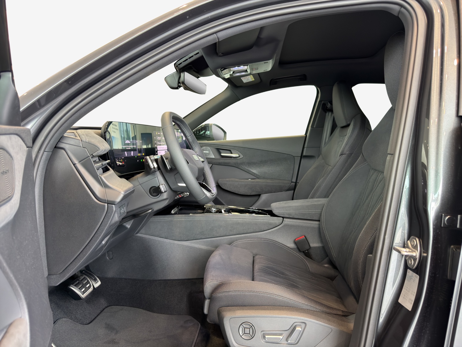 AUDI Q3 Sportback e-hybrid 200 kW S tronig-image-7