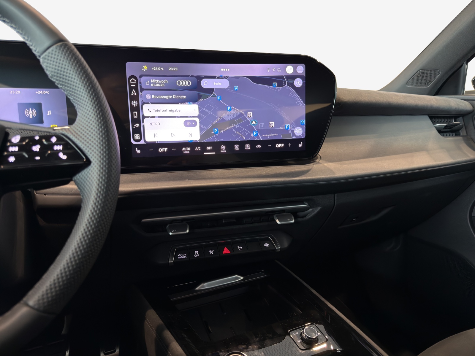 AUDI Q3 Sportback e-hybrid 200 kW S tronig-image-10