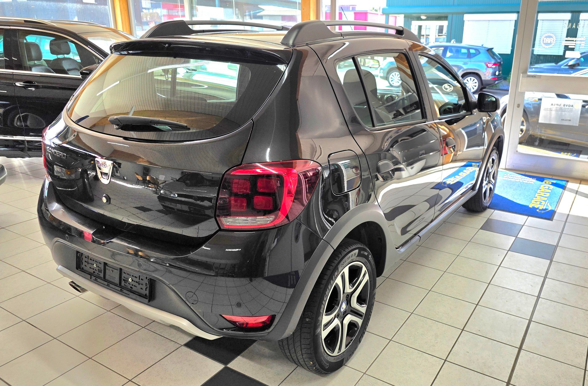 DACIA Sandero Tce 100 Stepway-image-3