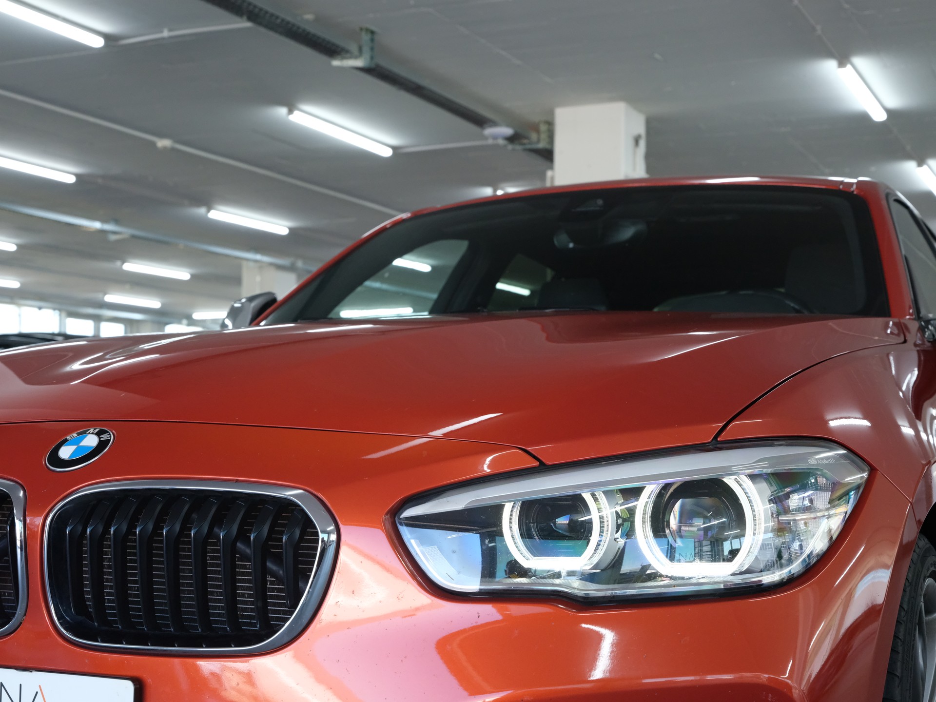 BMW M135i Steptronic *Sportabgassanlage* M Performance* *Individual*-image-10