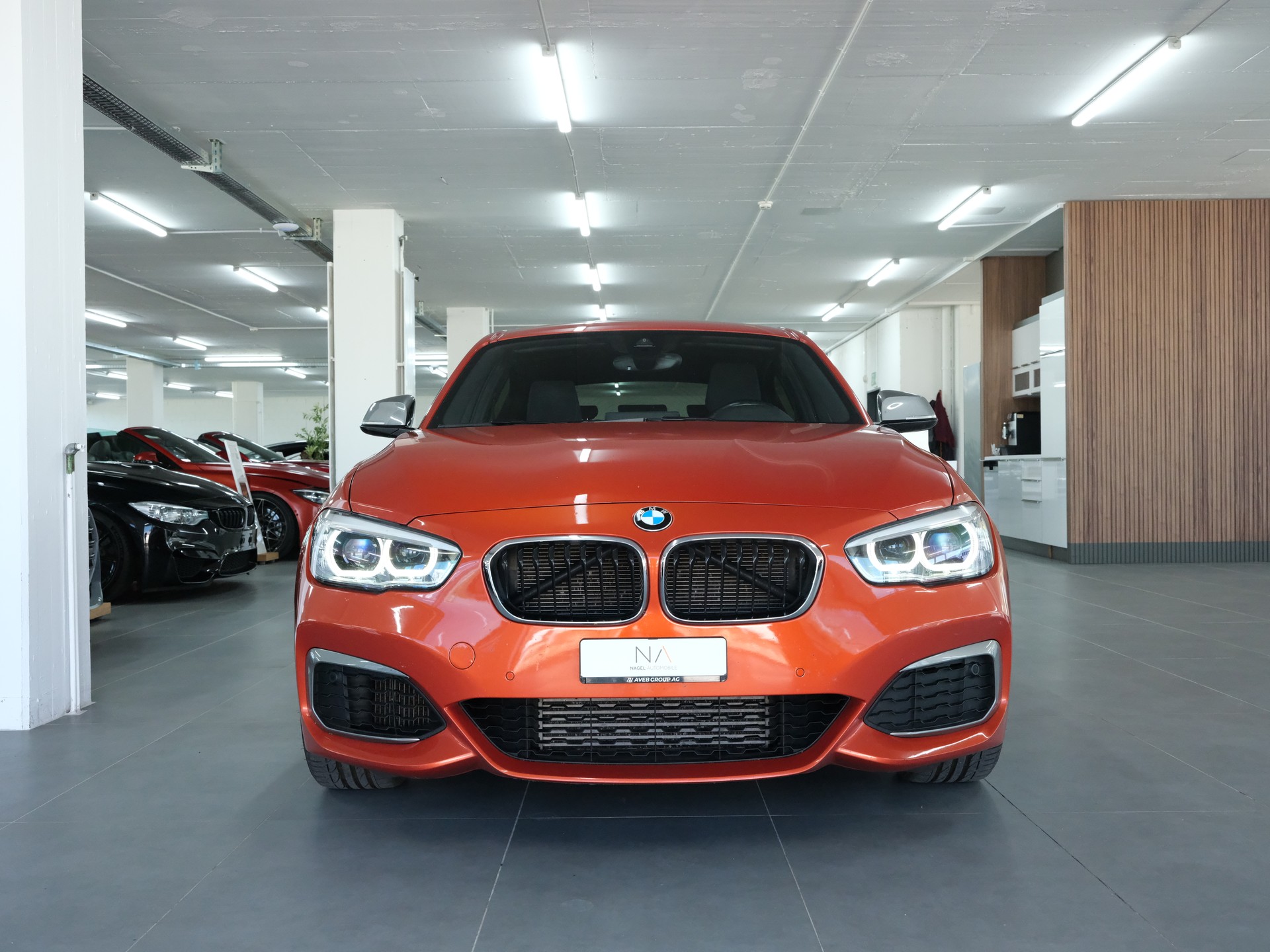 BMW M135i Steptronic *Sportabgassanlage* M Performance* *Individual*-image-9