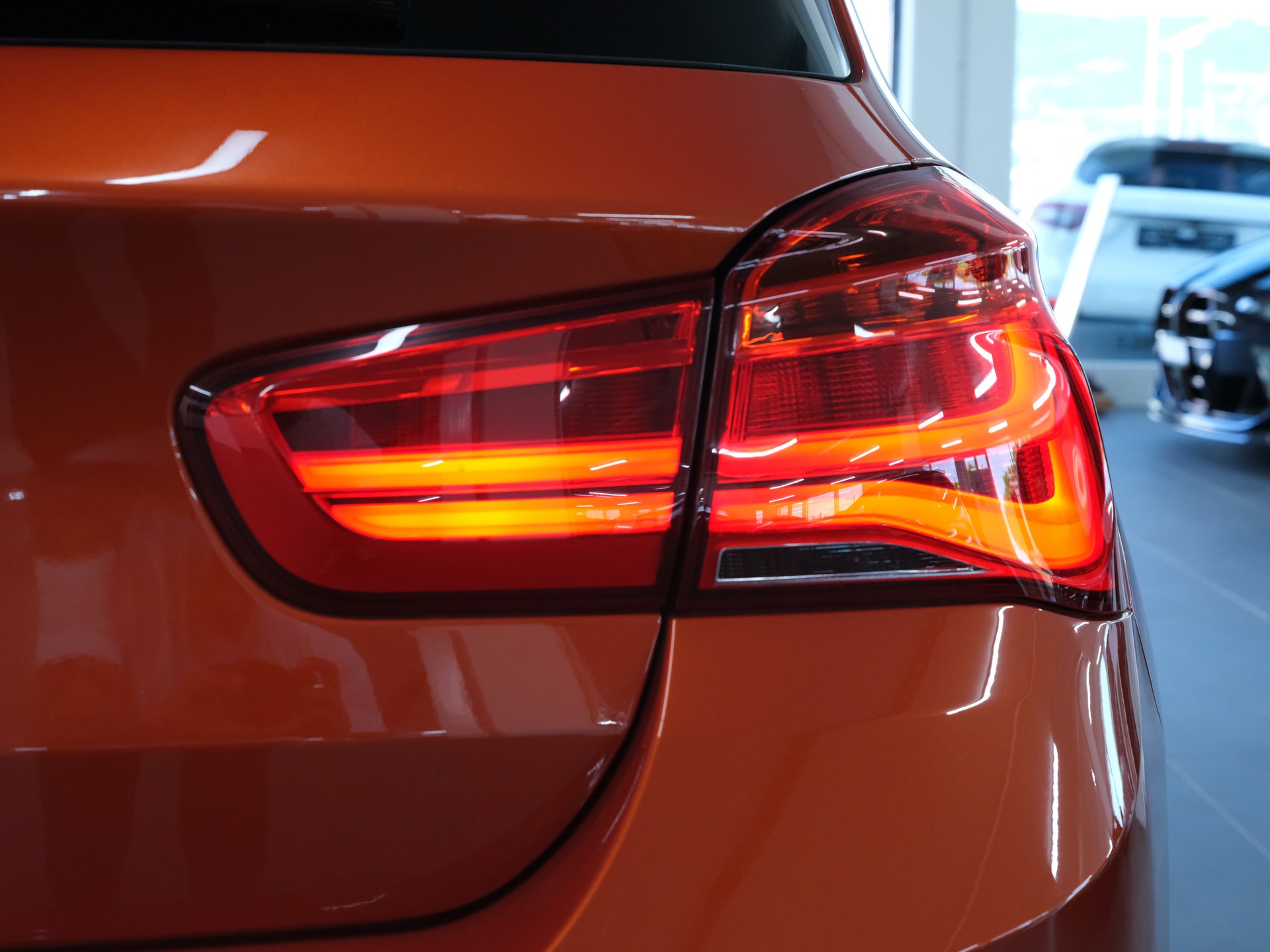 BMW M135i Steptronic *Sportabgassanlage* M Performance* *Individual*-image-21