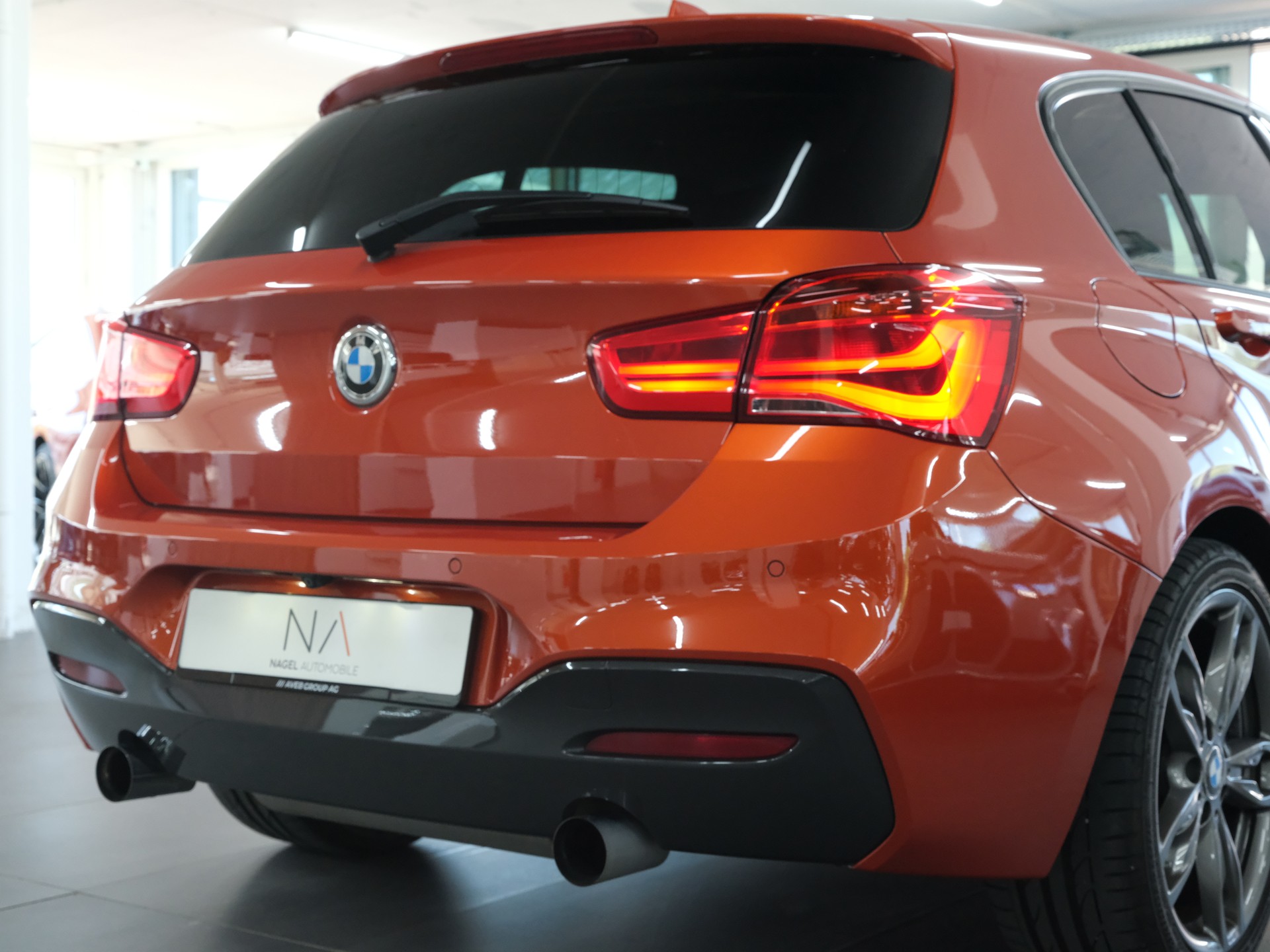 BMW M135i Steptronic *Sportabgassanlage* M Performance* *Individual*-image-20